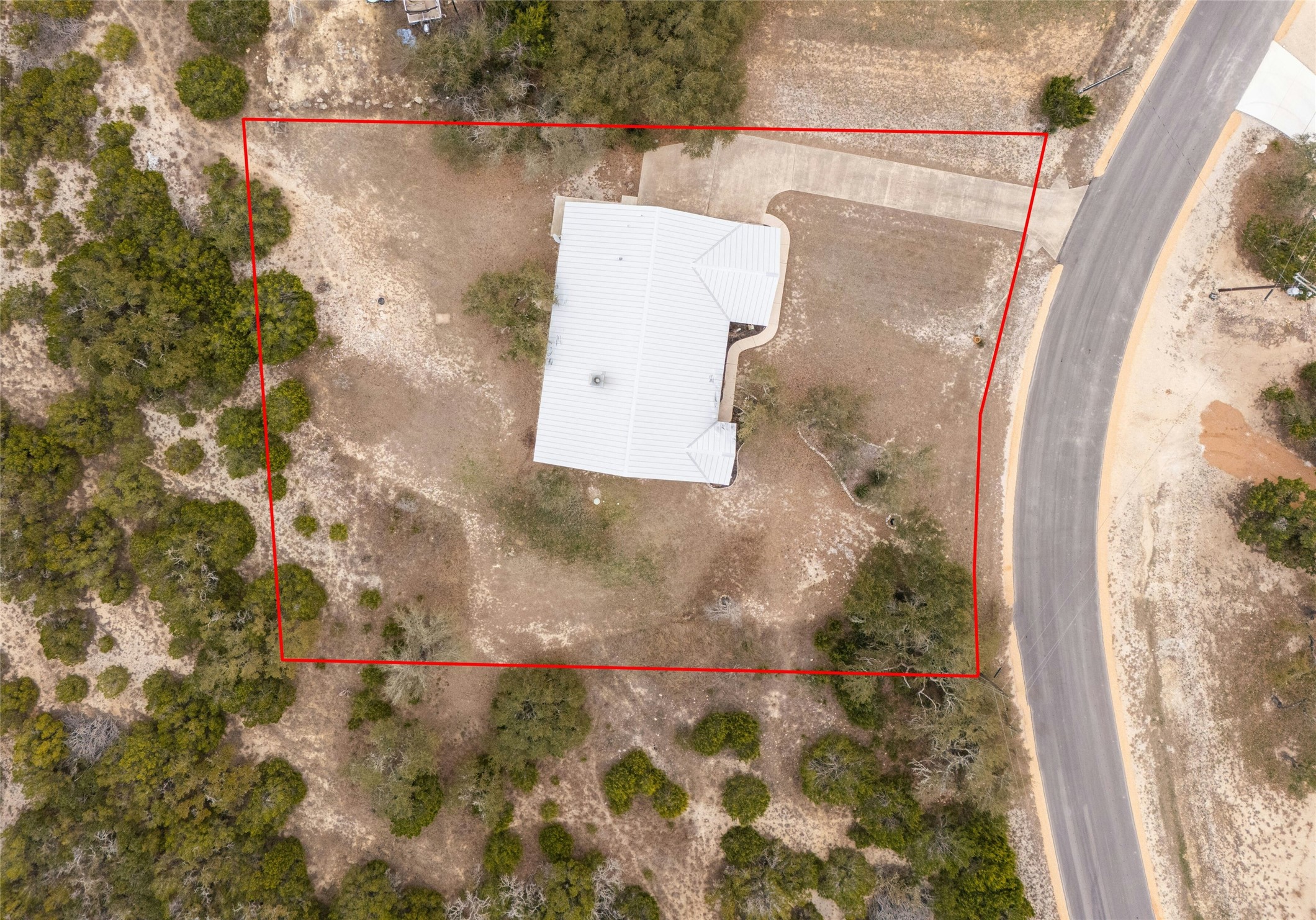 main property photo 27