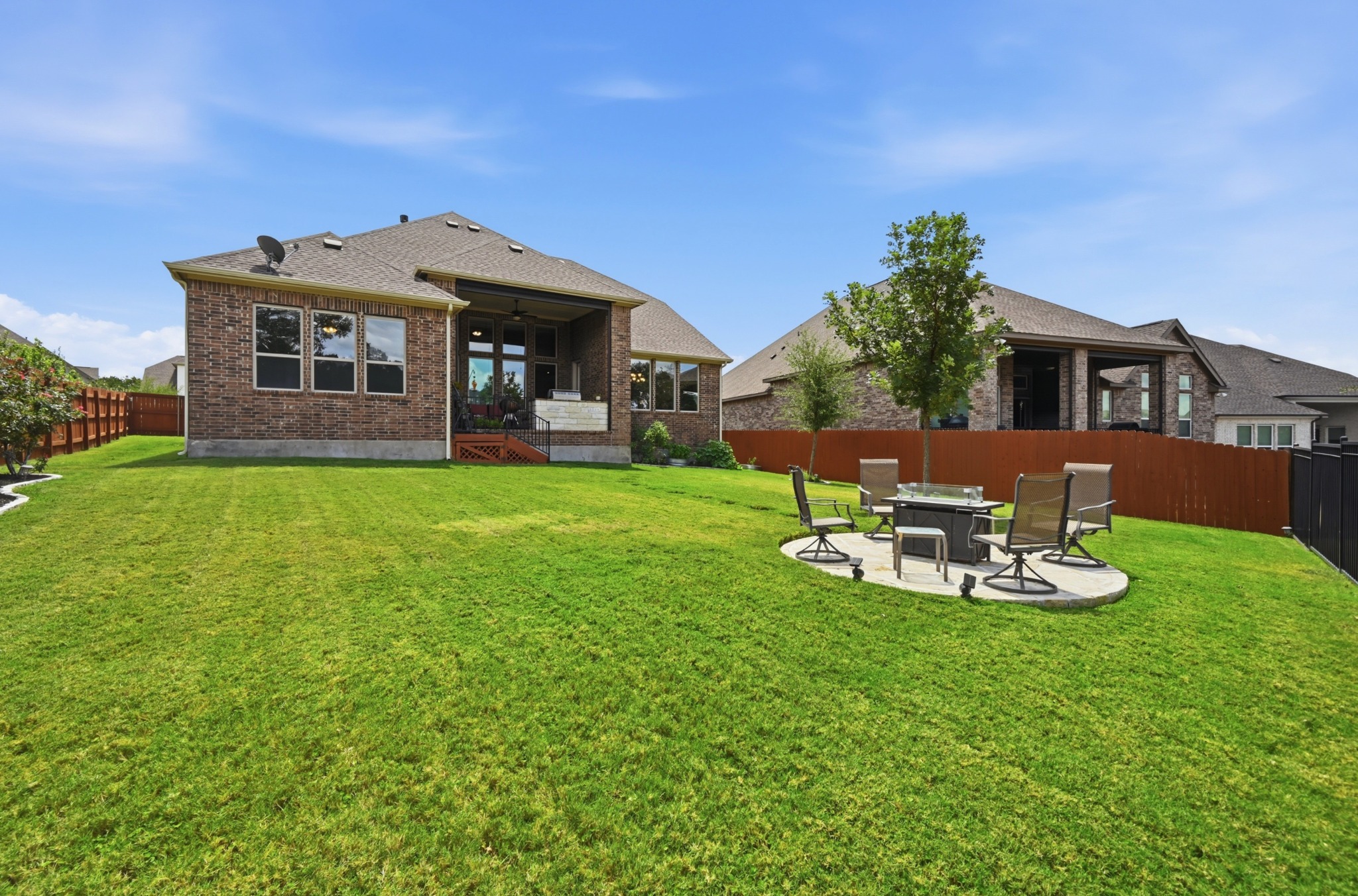 main property photo 35