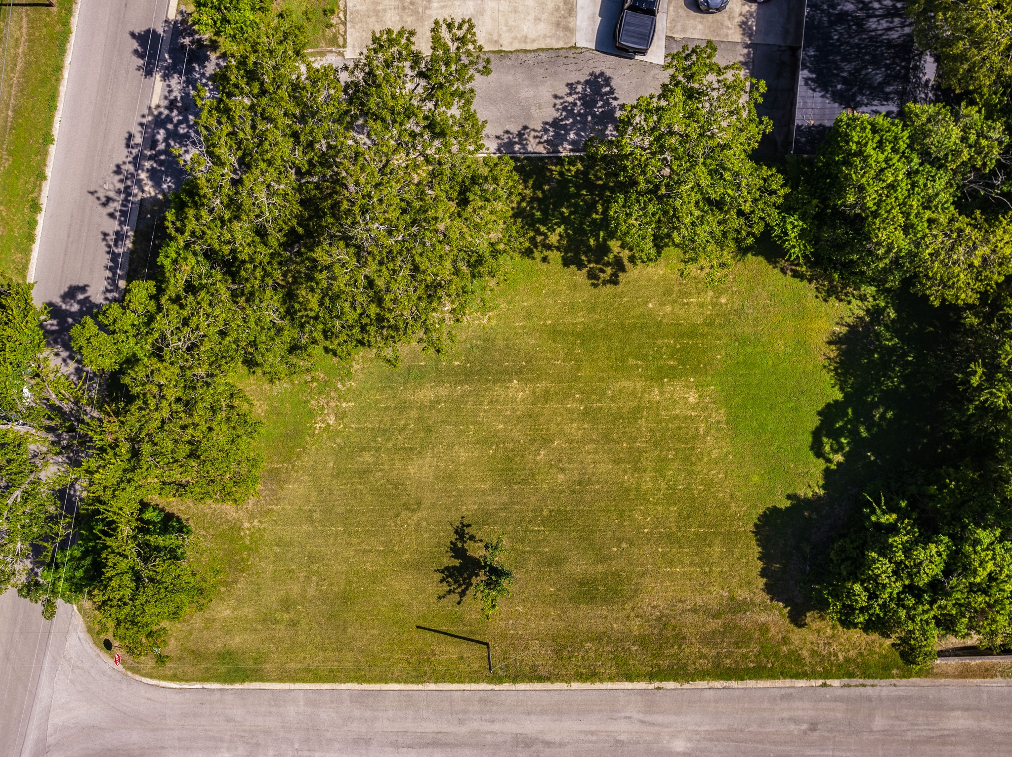 main property photo 11
