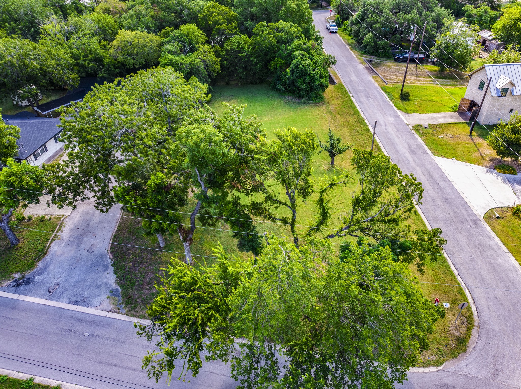main property photo 17