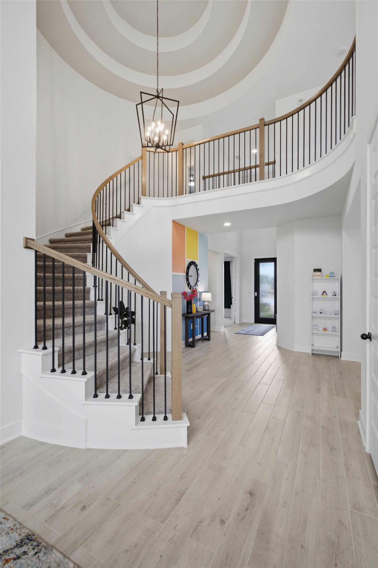 main property photo 17