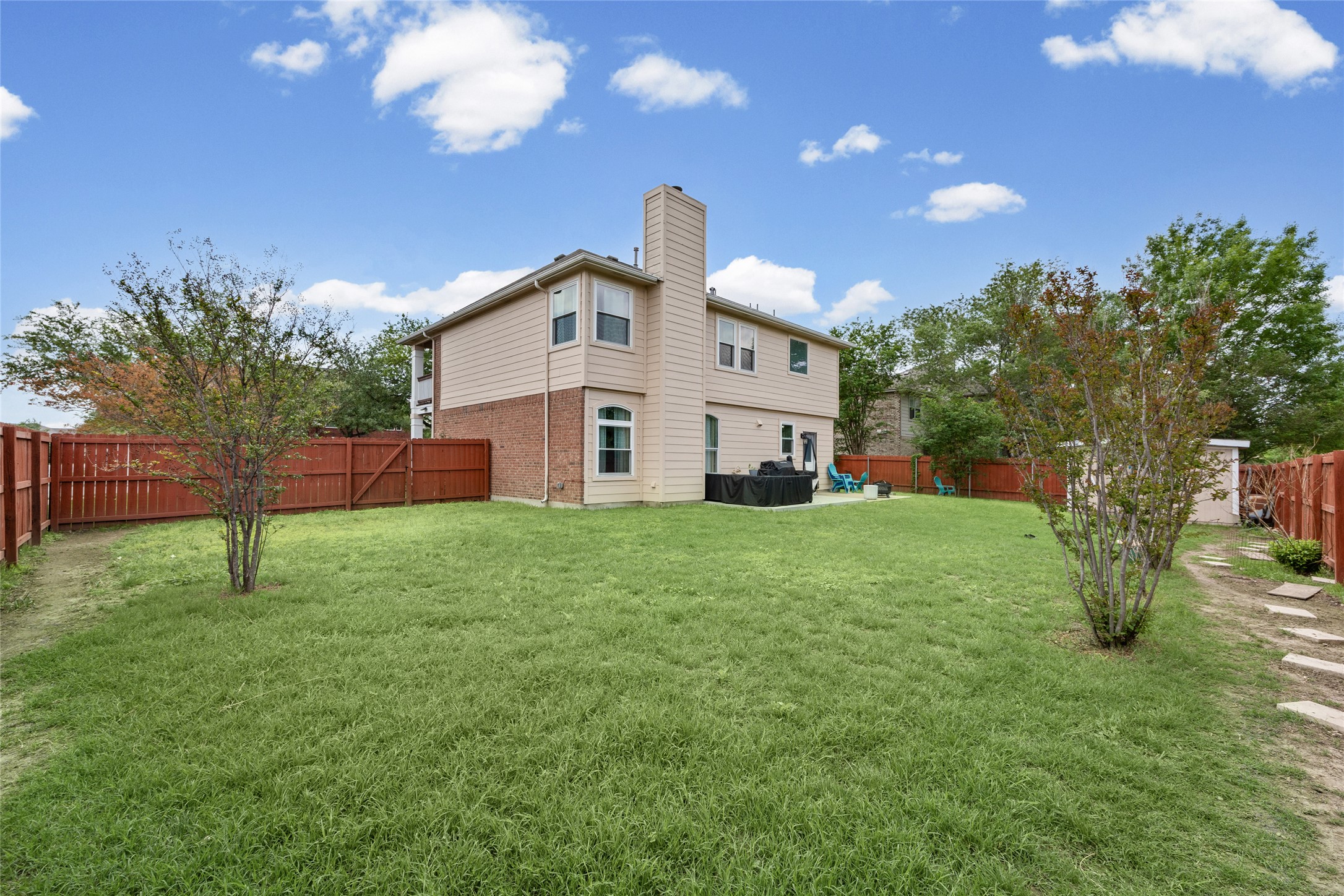 main property photo 29