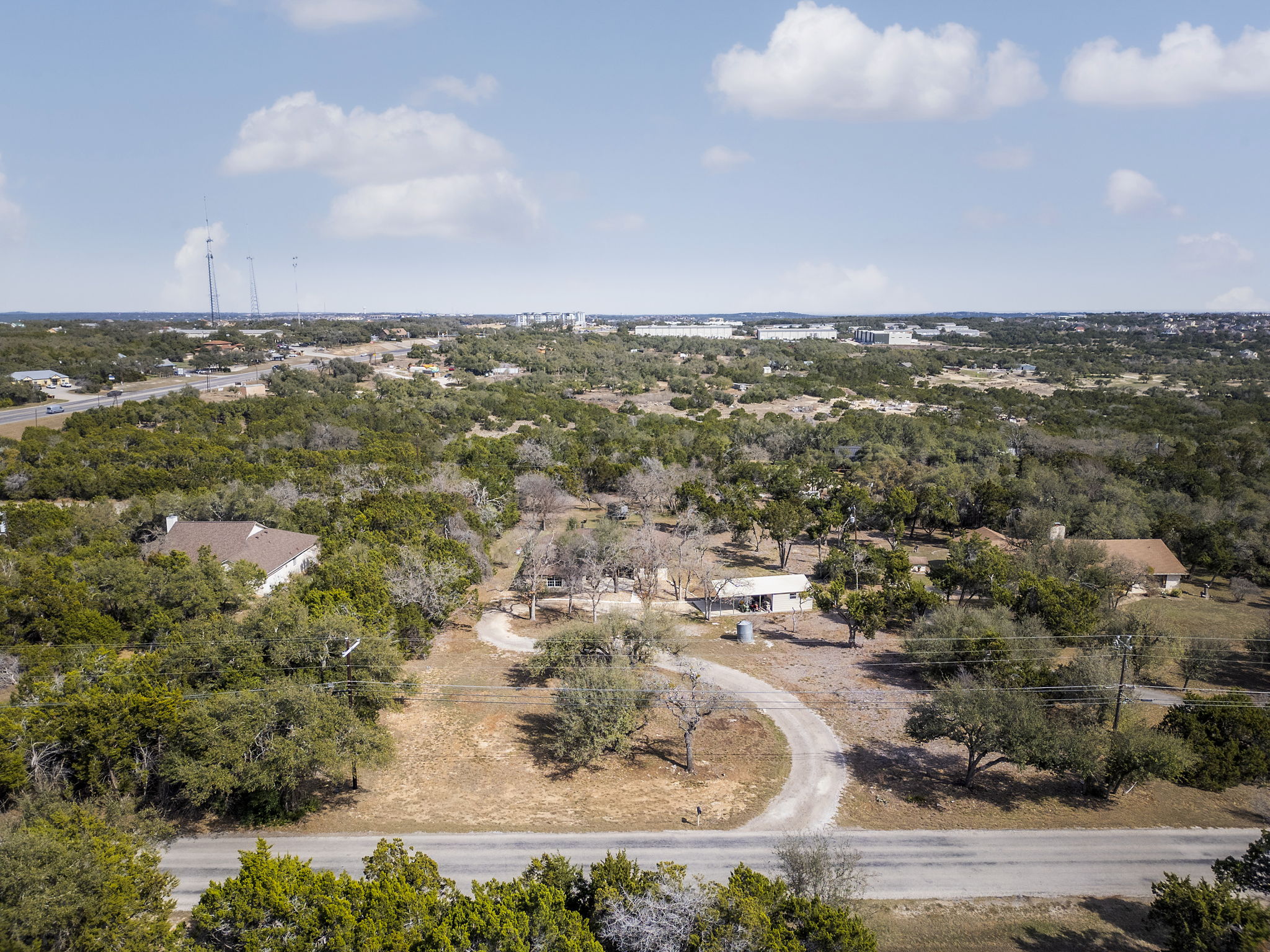 main property photo 32