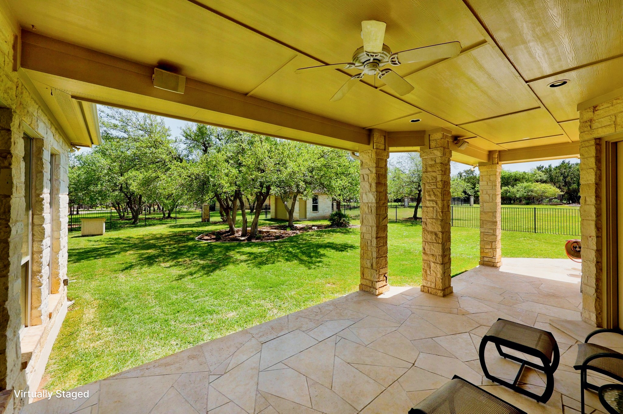 main property photo 27