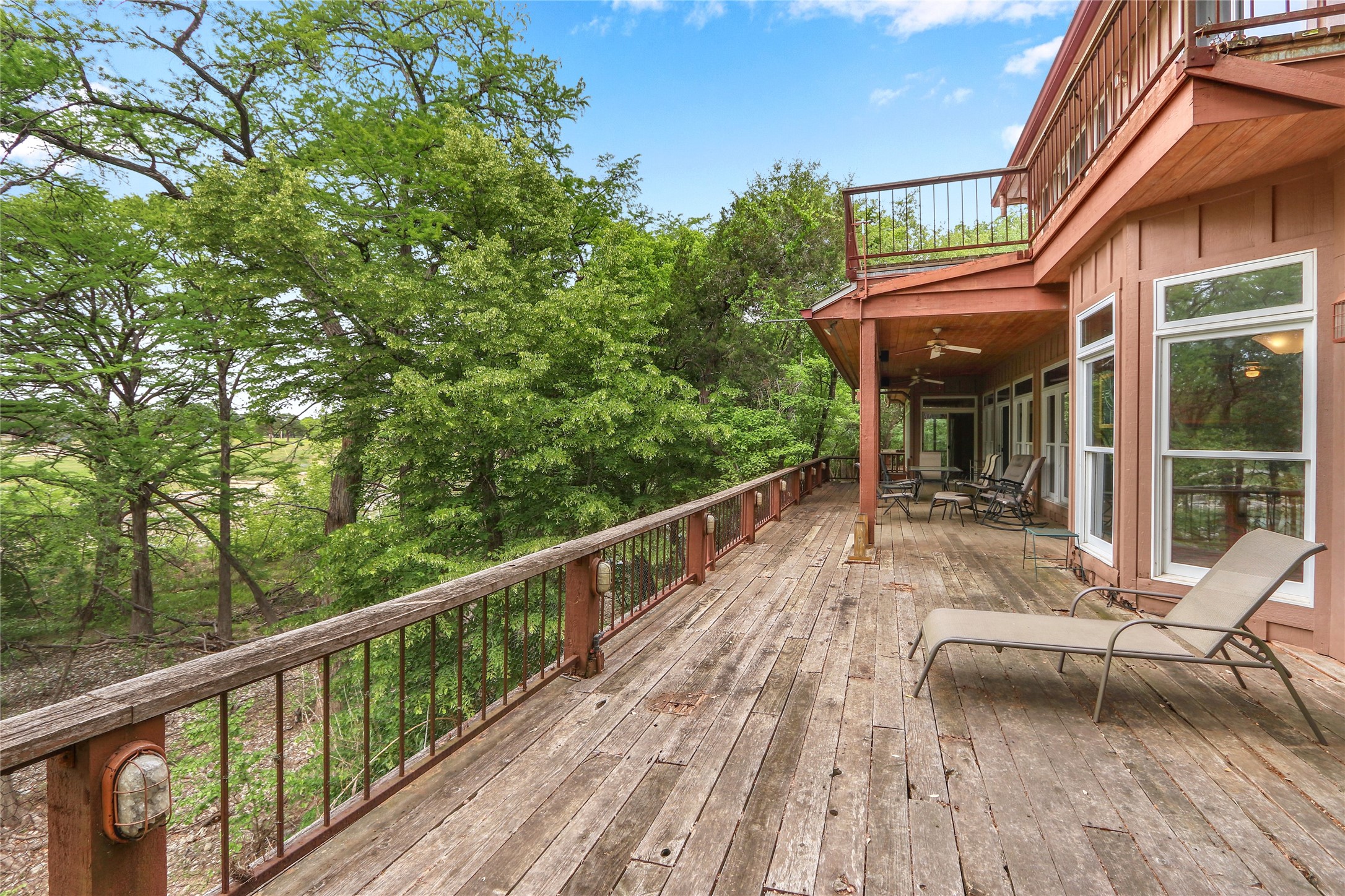 main property photo 29