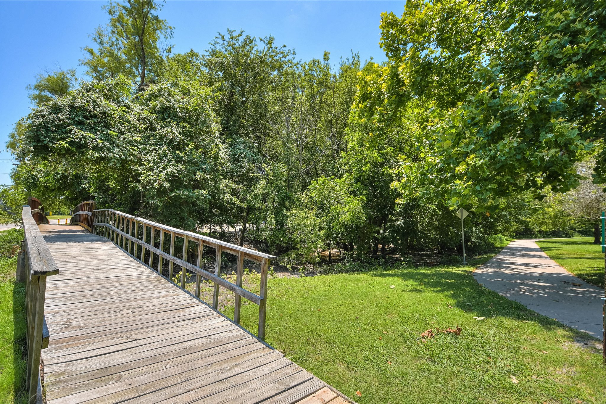 main property photo 31