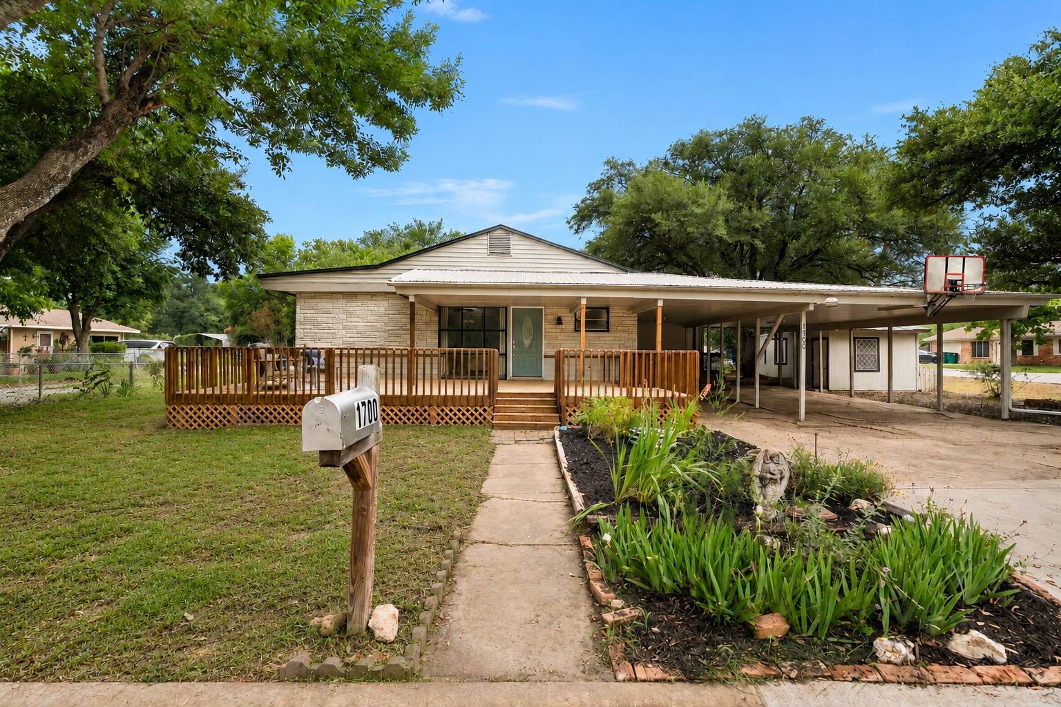 main property photo 1