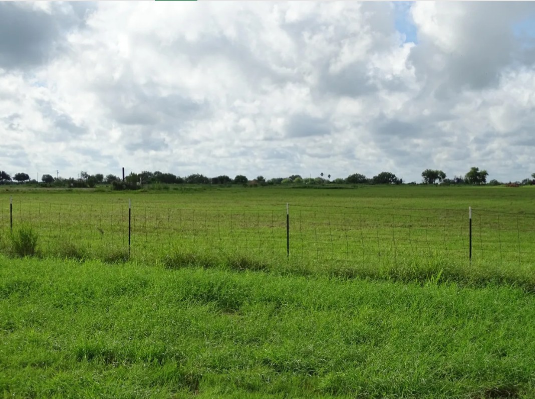 main property photo 12