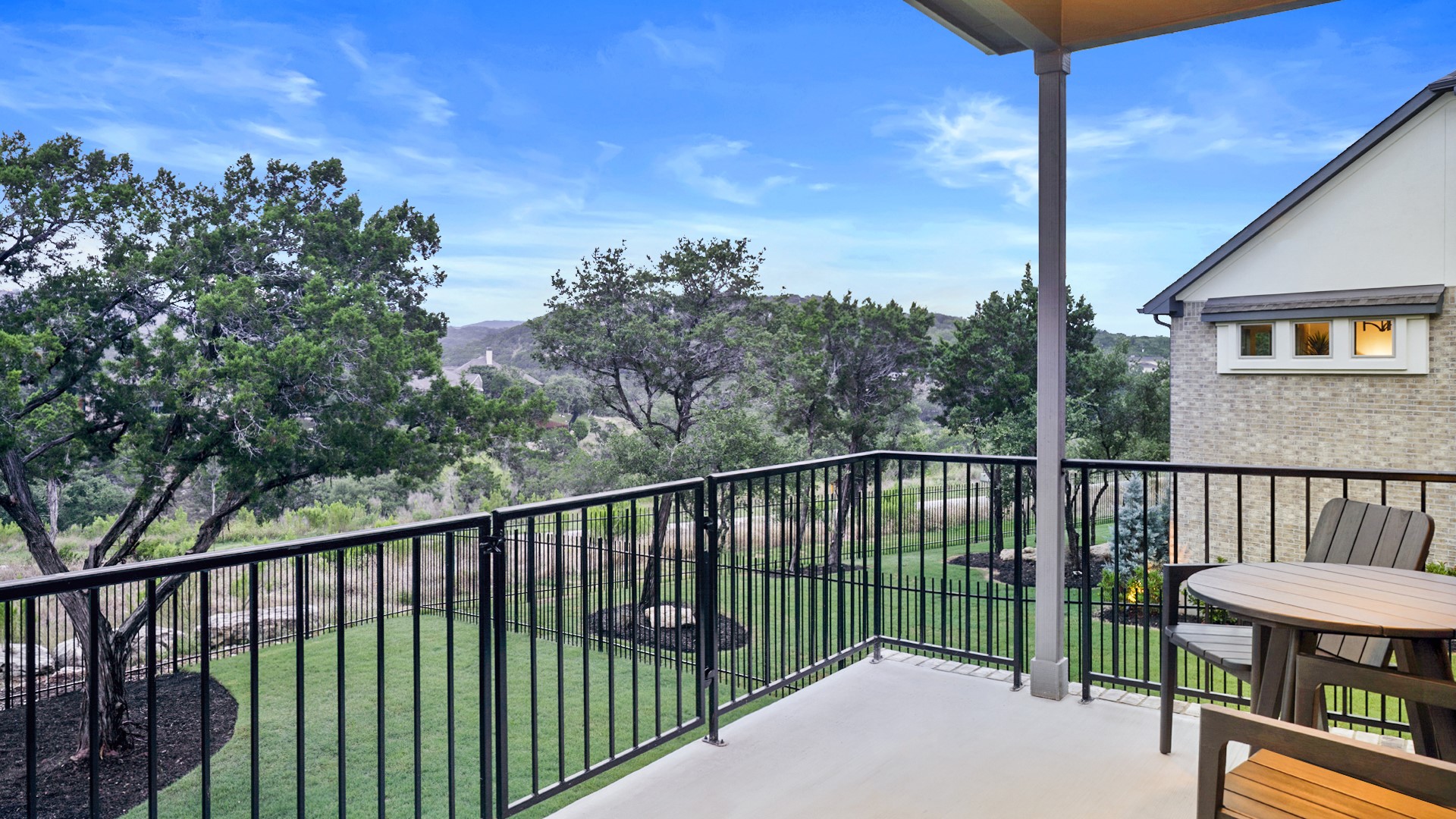 main property photo 19
