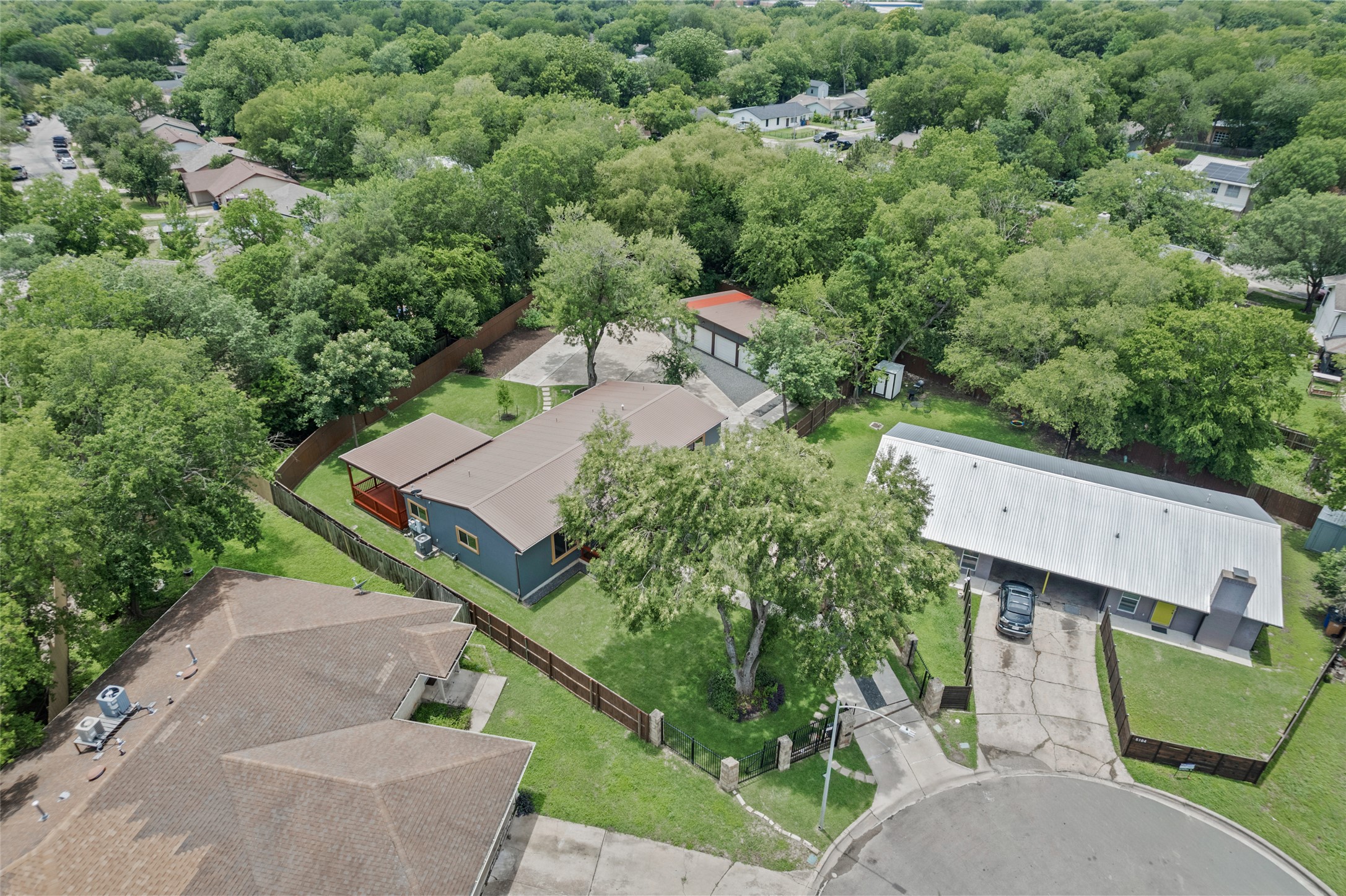 main property photo 37