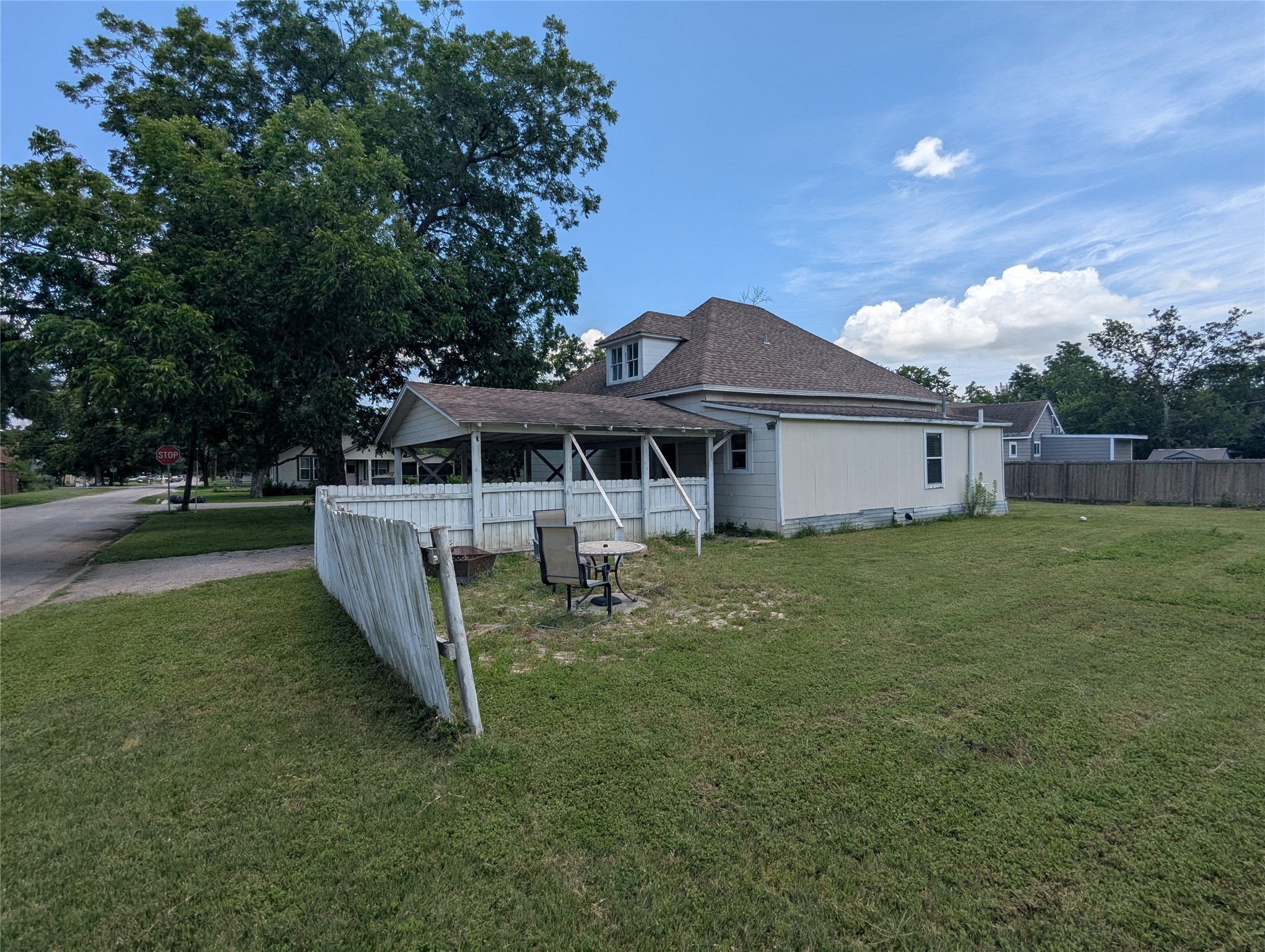 main property photo 26