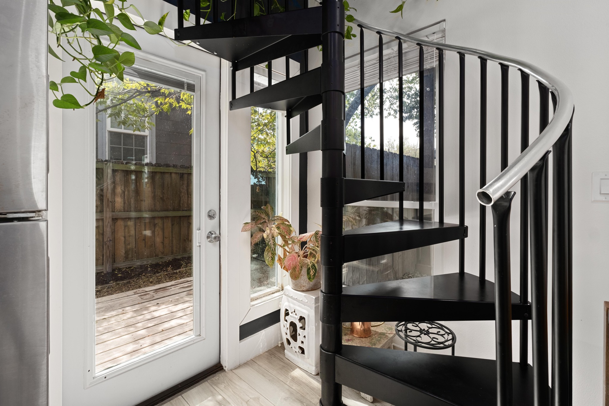 main property photo 19