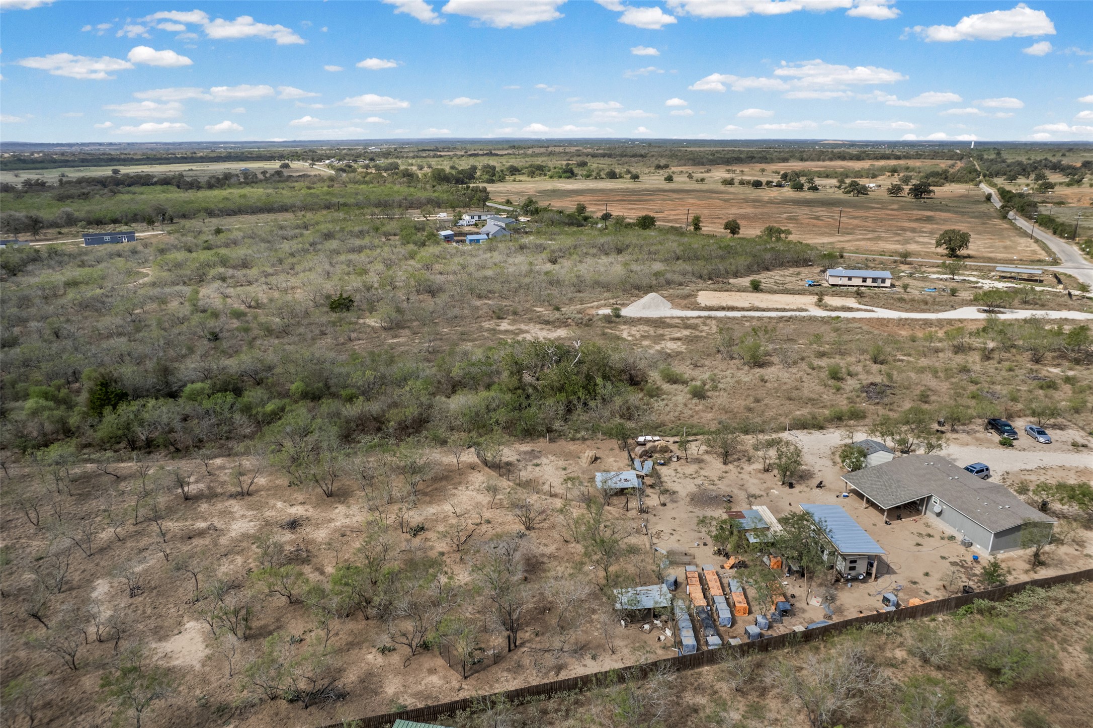 main property photo 14