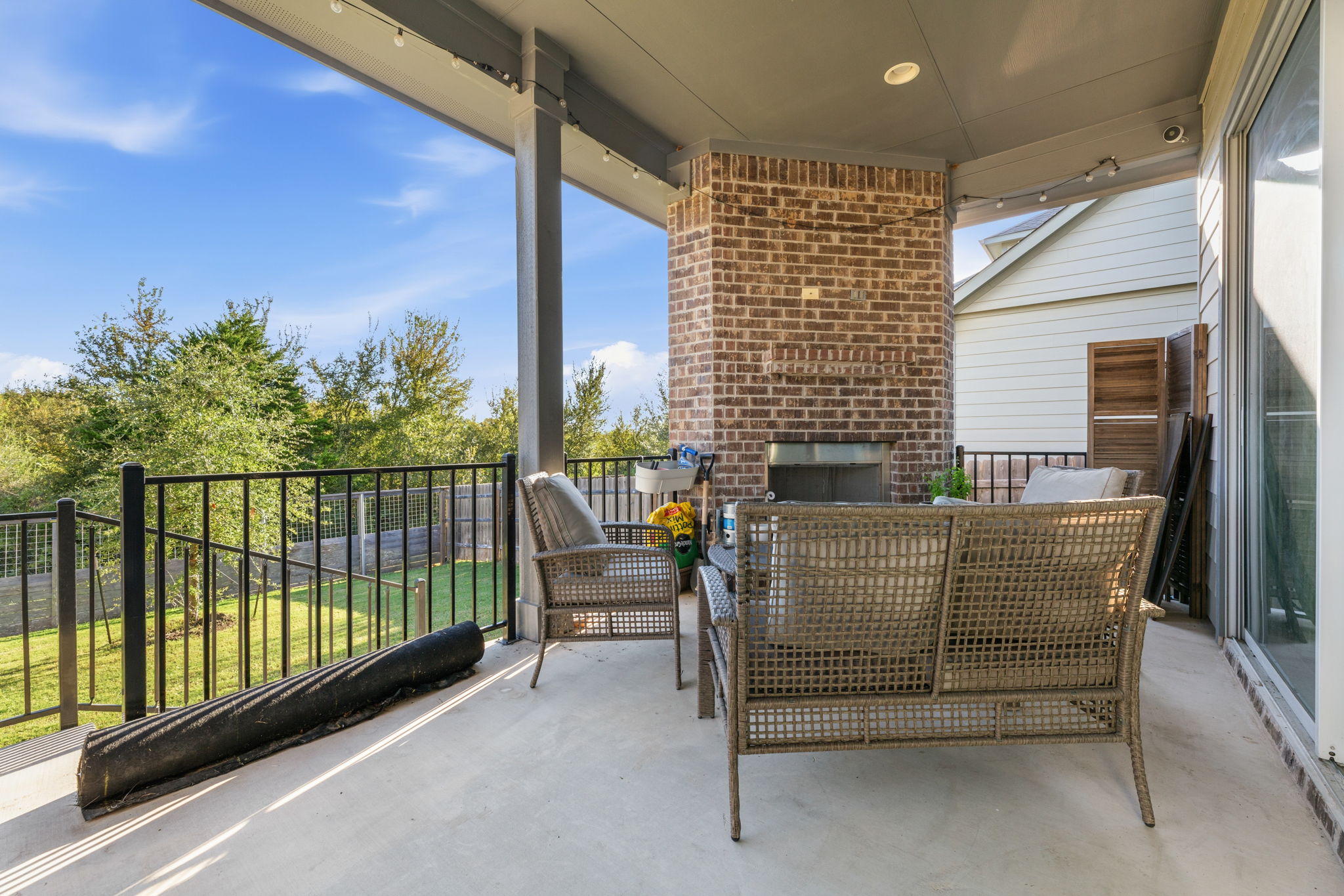 main property photo 31