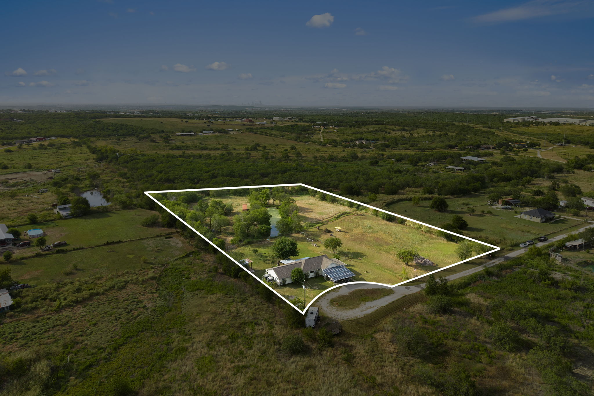 main property photo 26