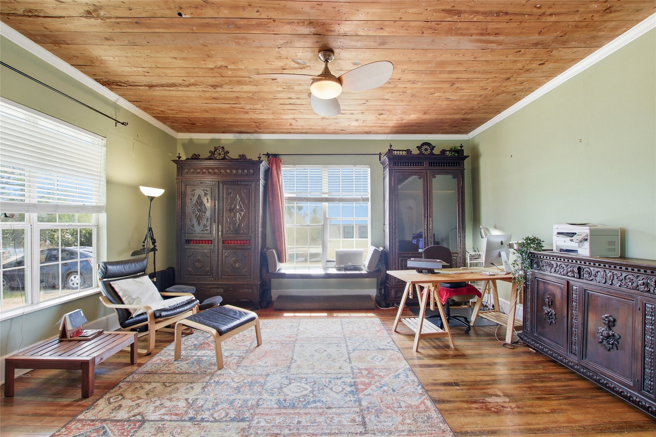 main property photo 13