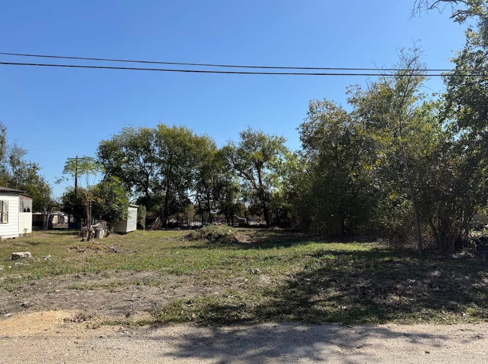 main property photo 5