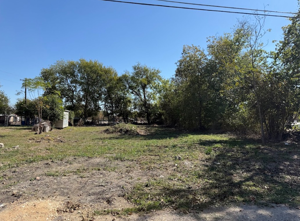 main property photo 7