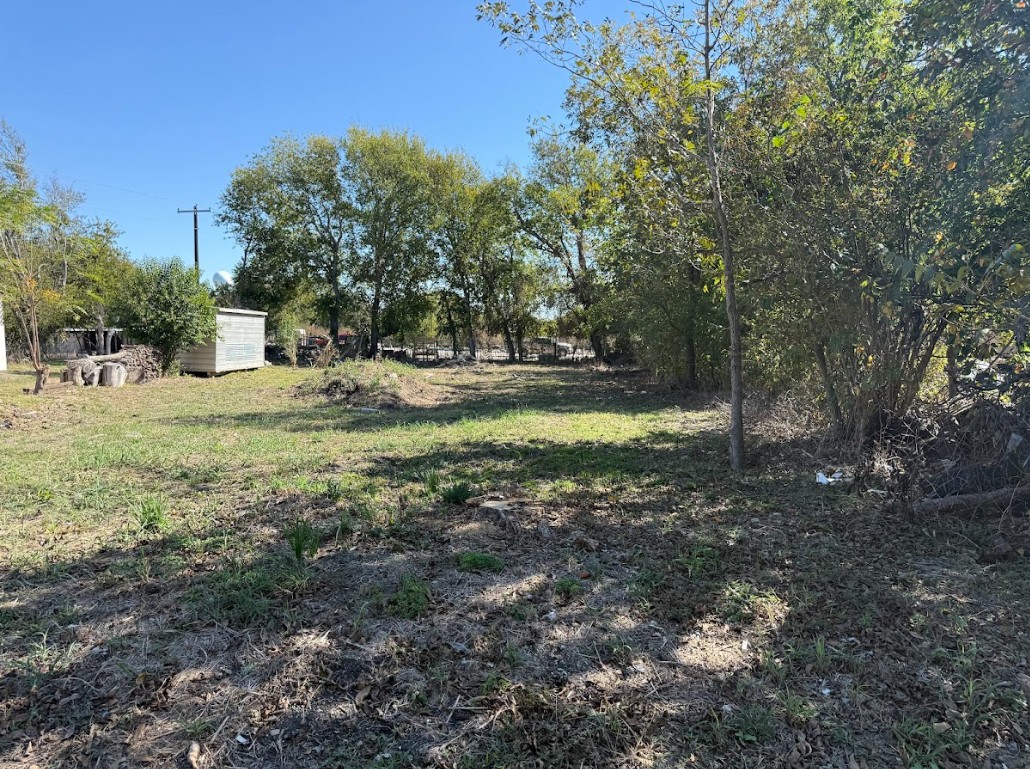 main property photo 8