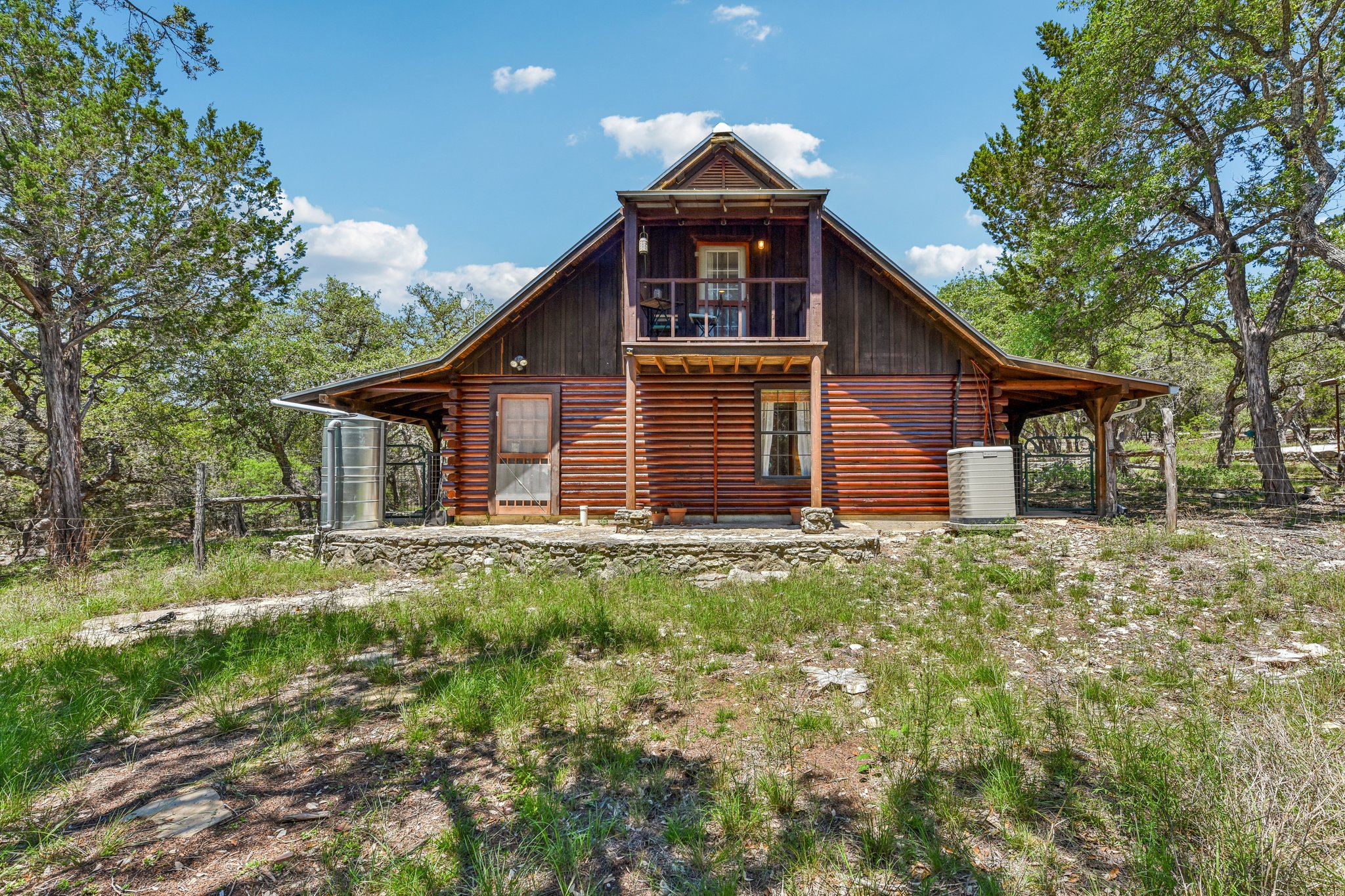 main property photo 25