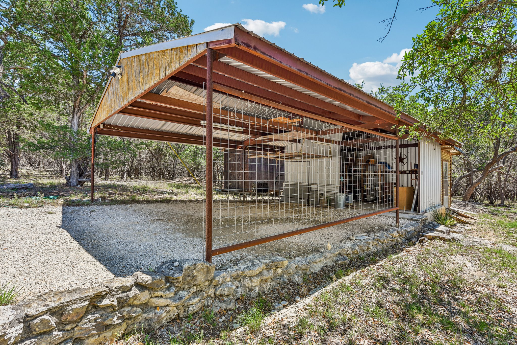 main property photo 27