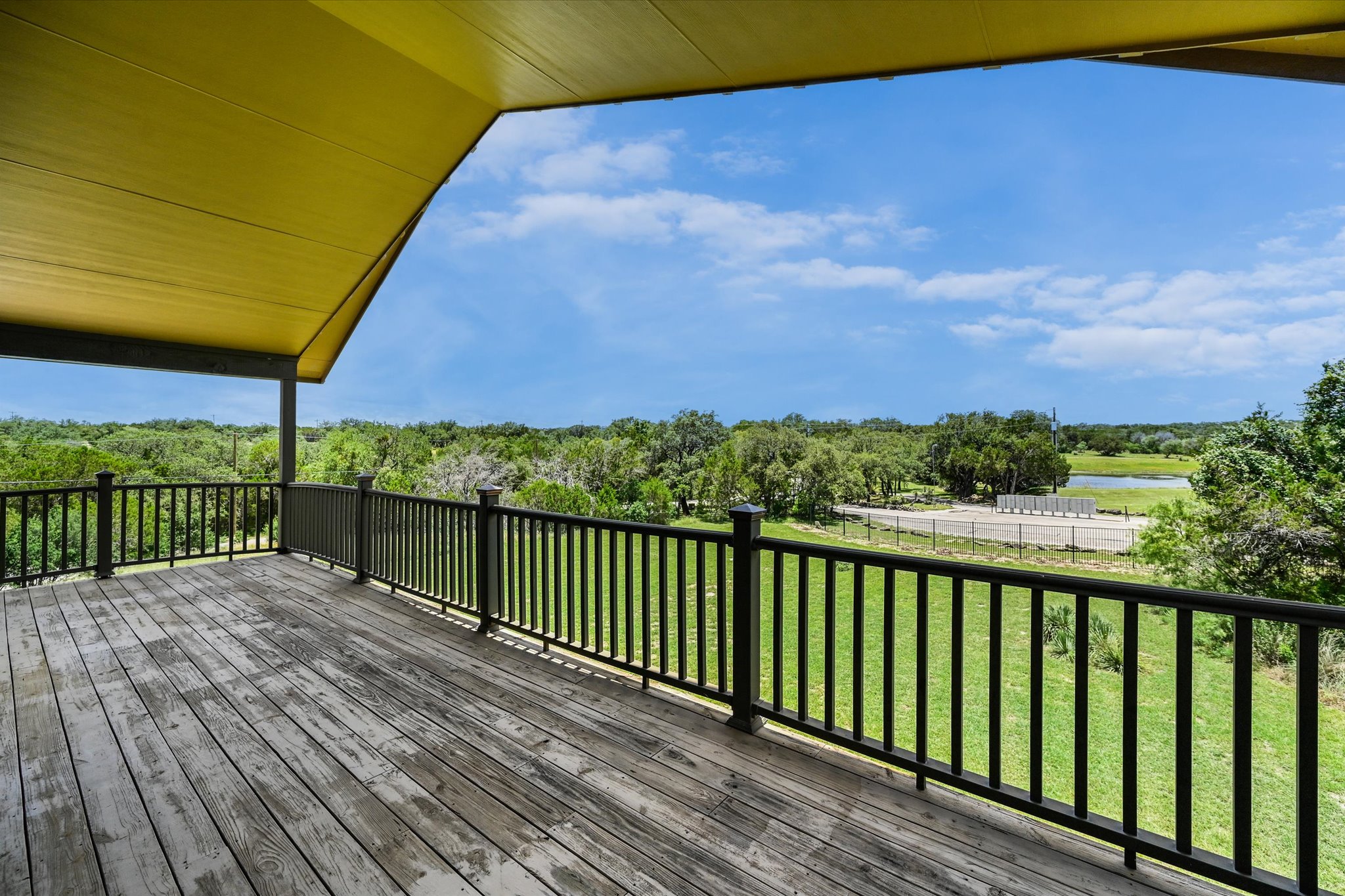 main property photo 19