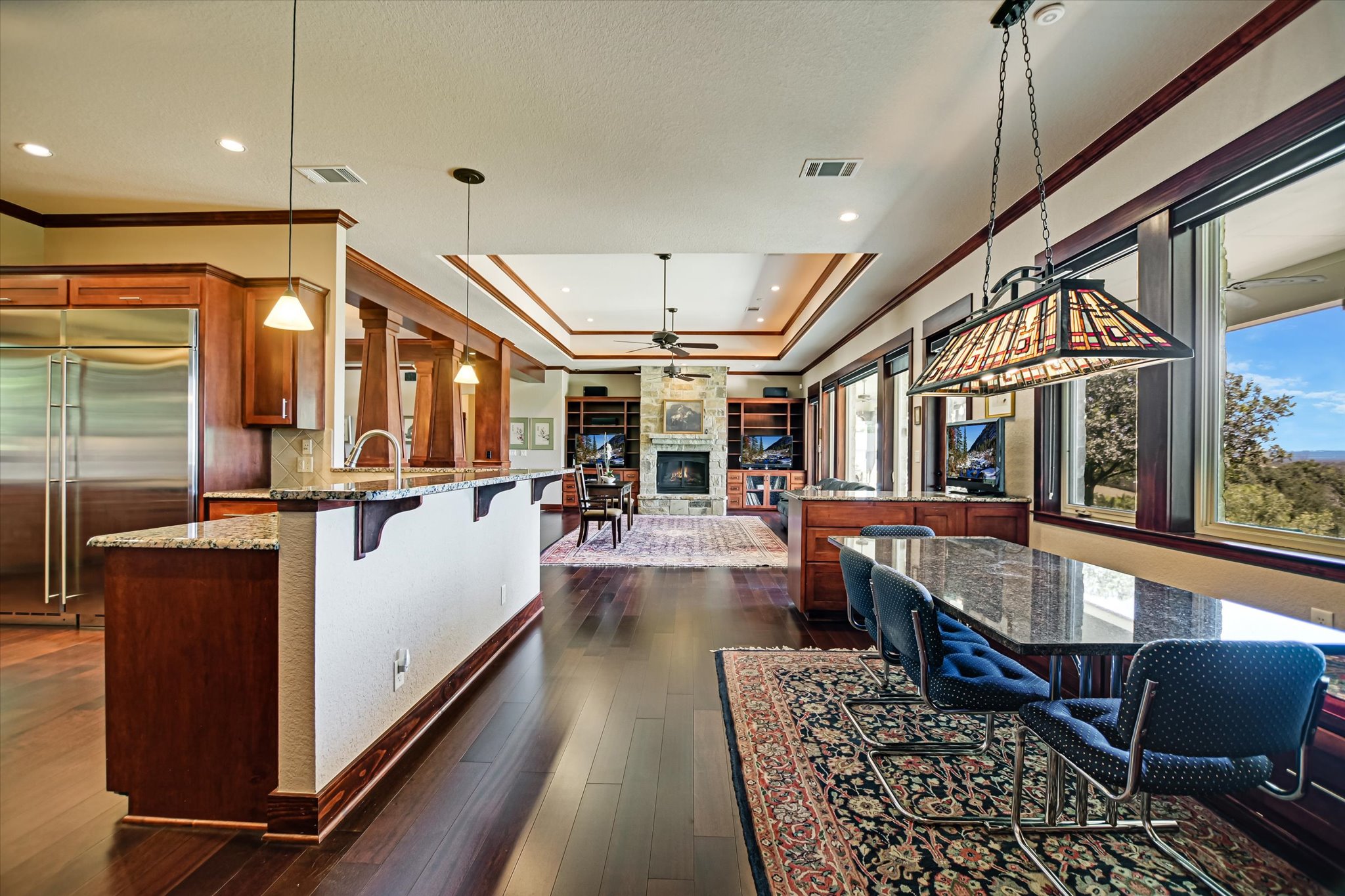 main property photo 14