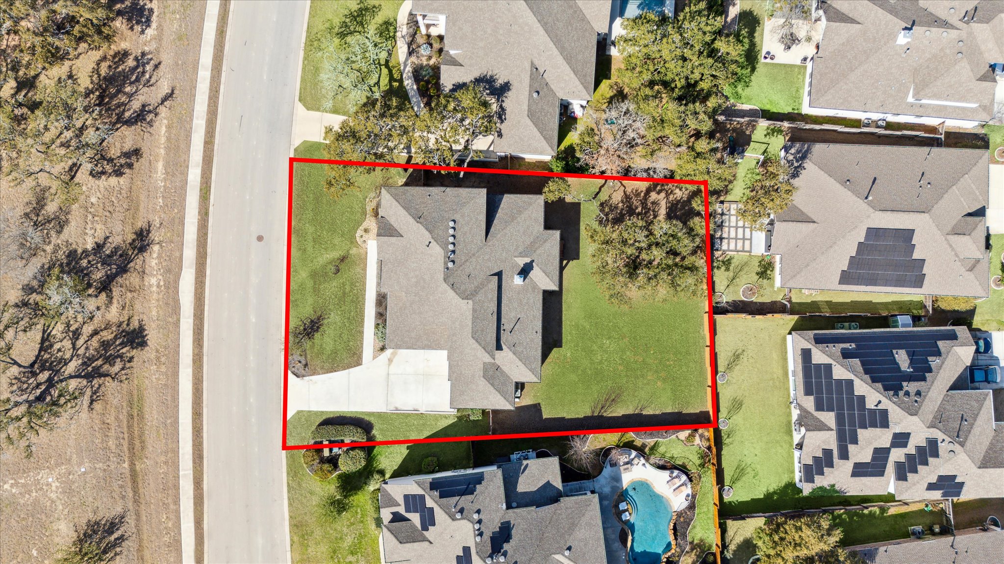 main property photo 35