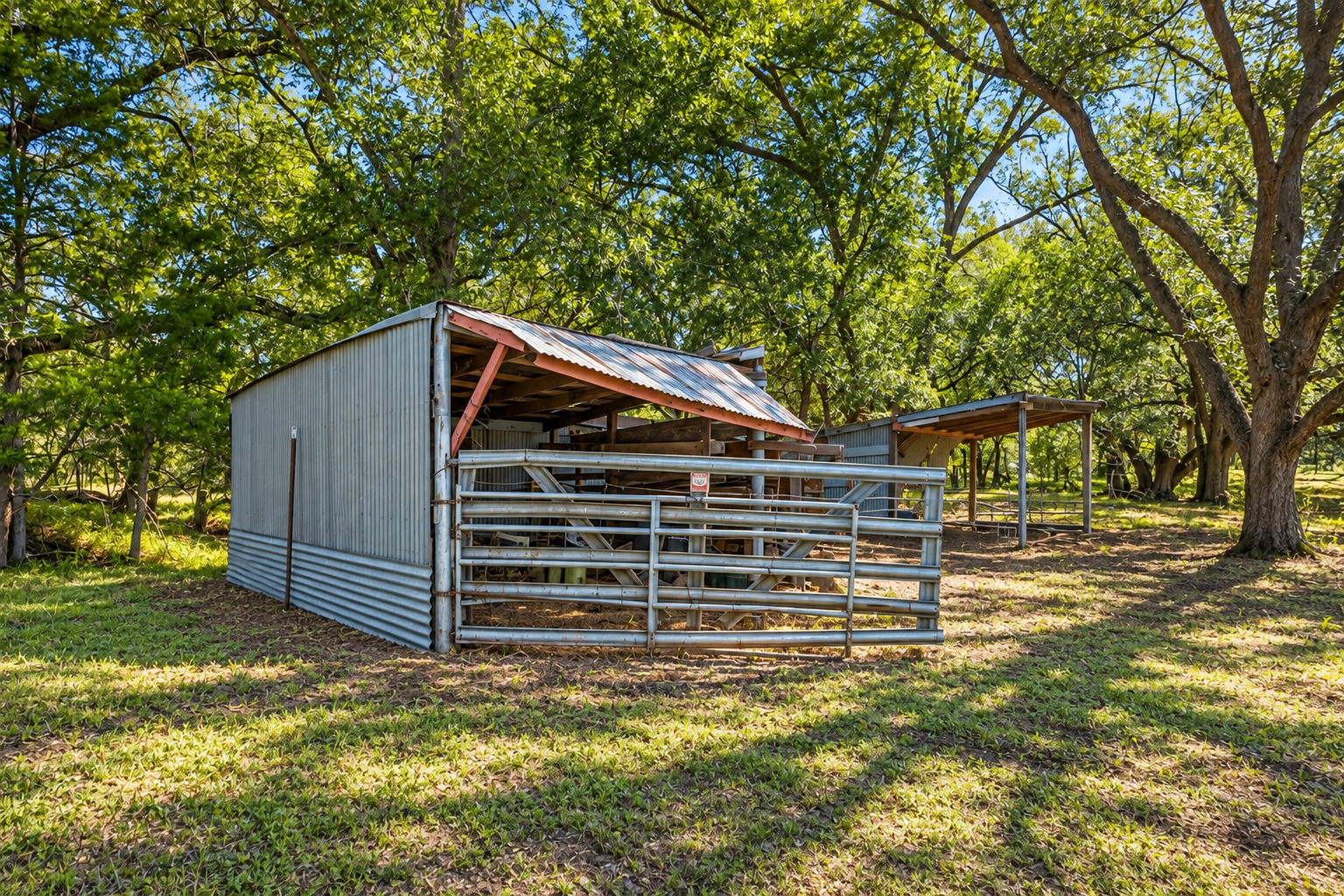 main property photo 27