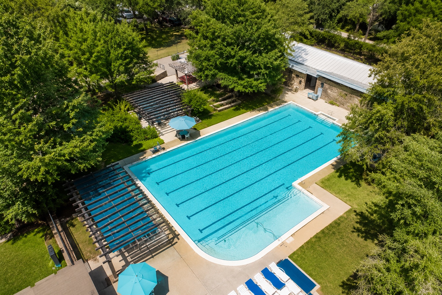 main property photo 24