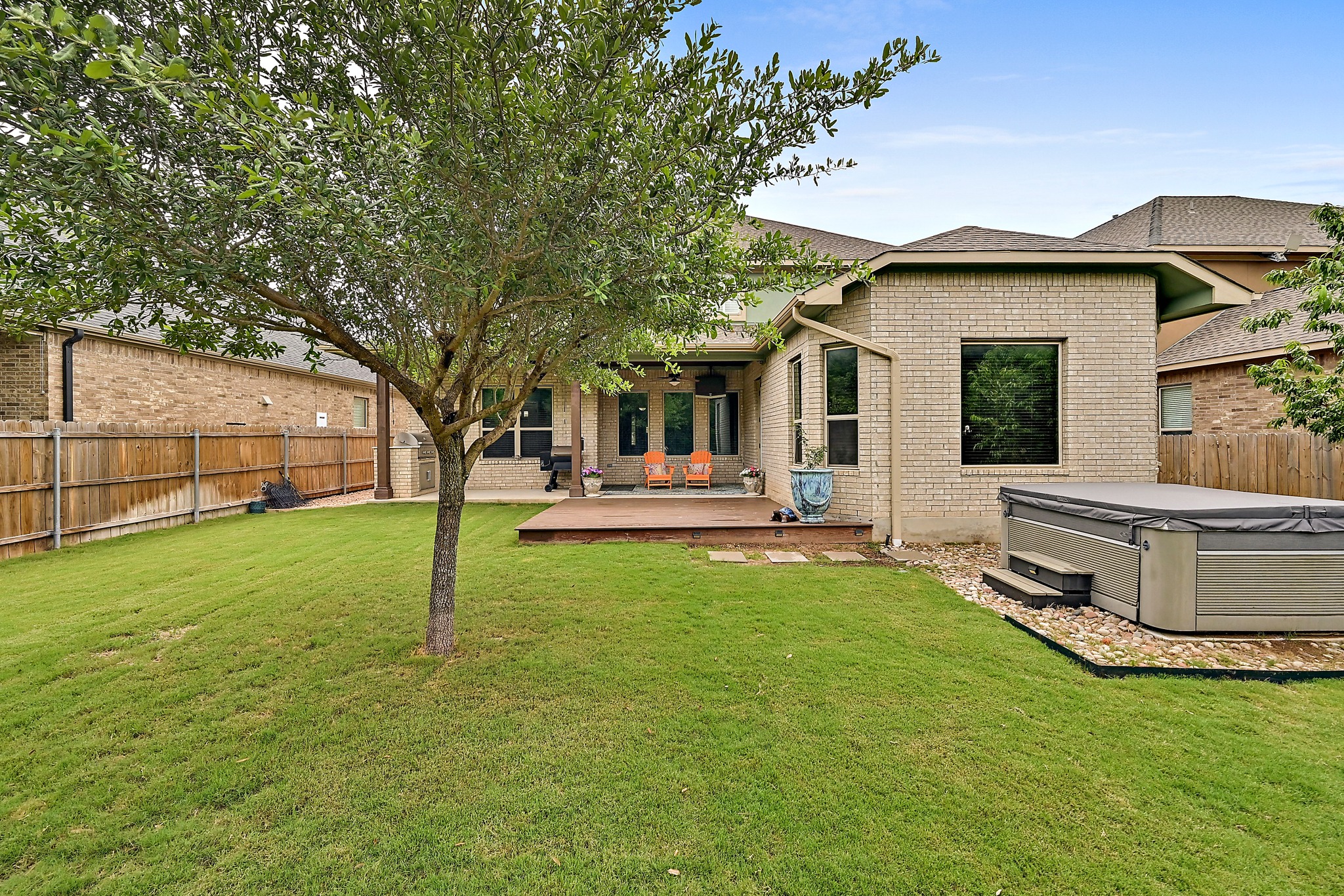 main property photo 39