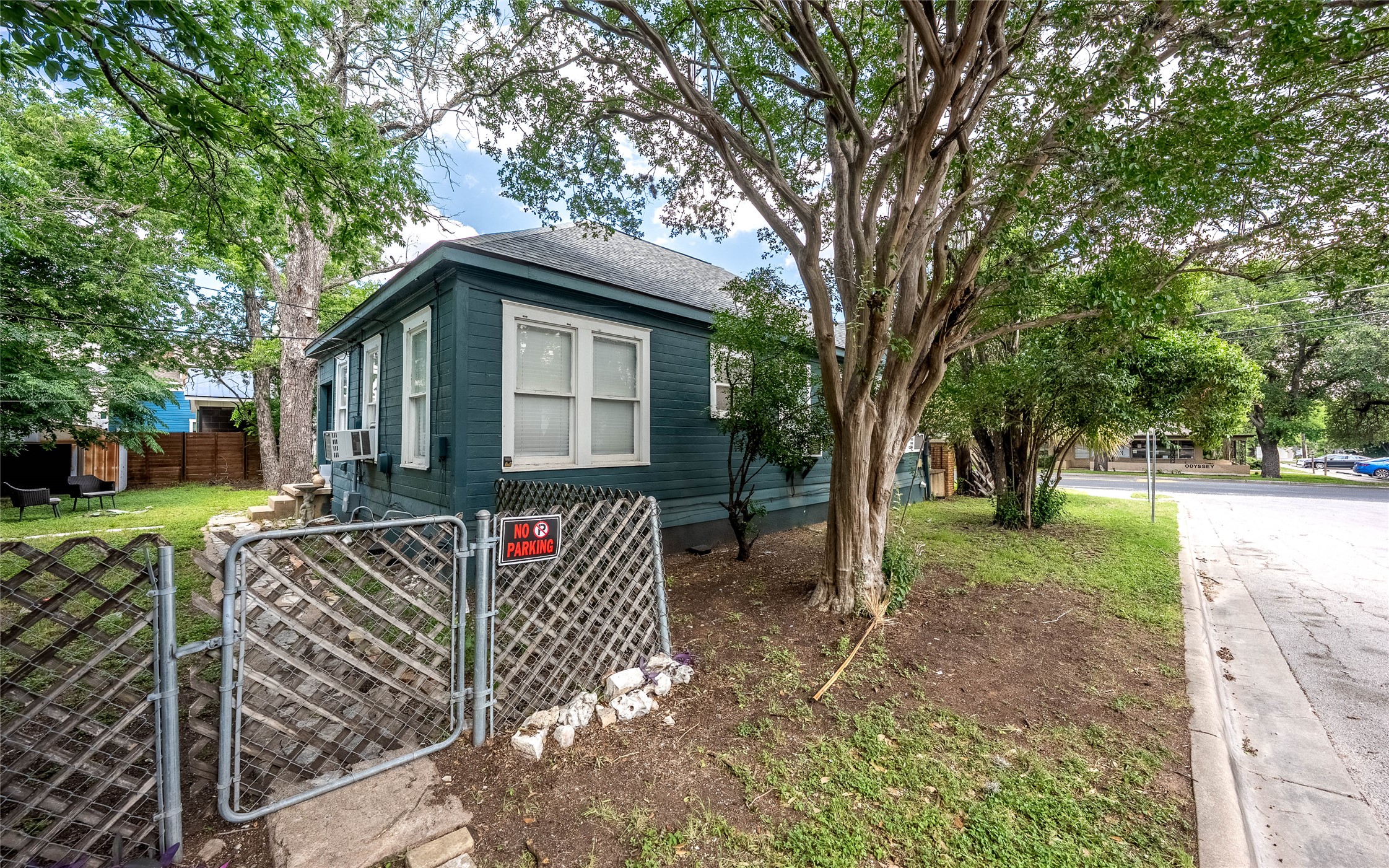 main property photo 20