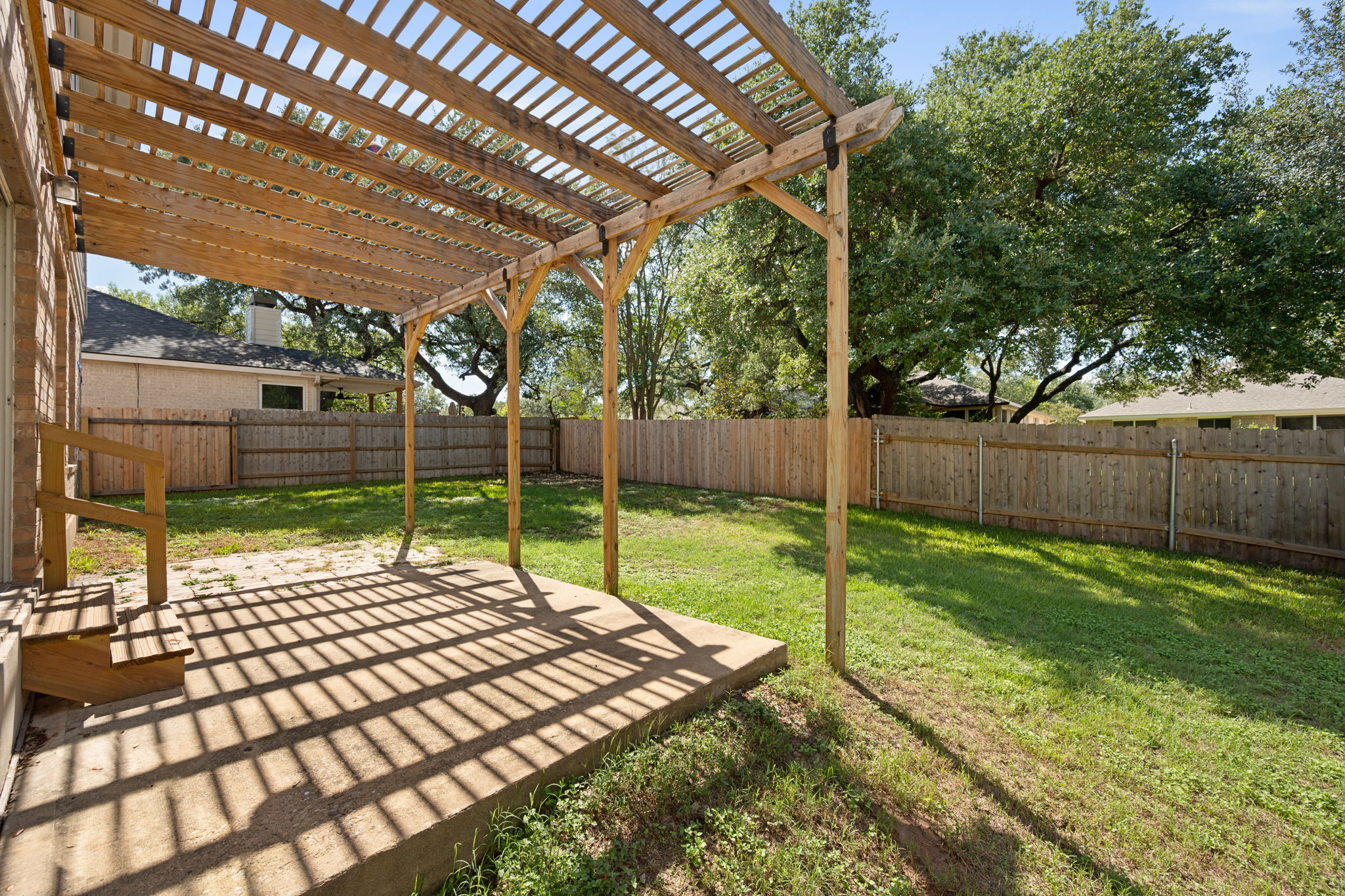 main property photo 26