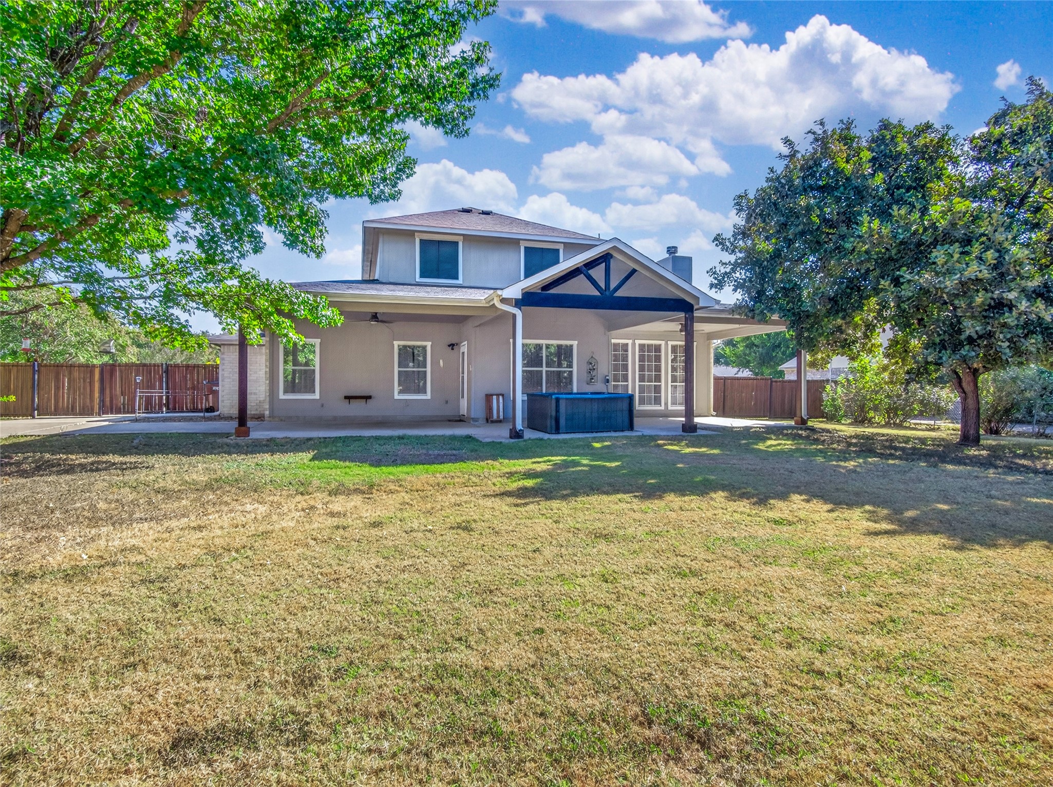 main property photo 29