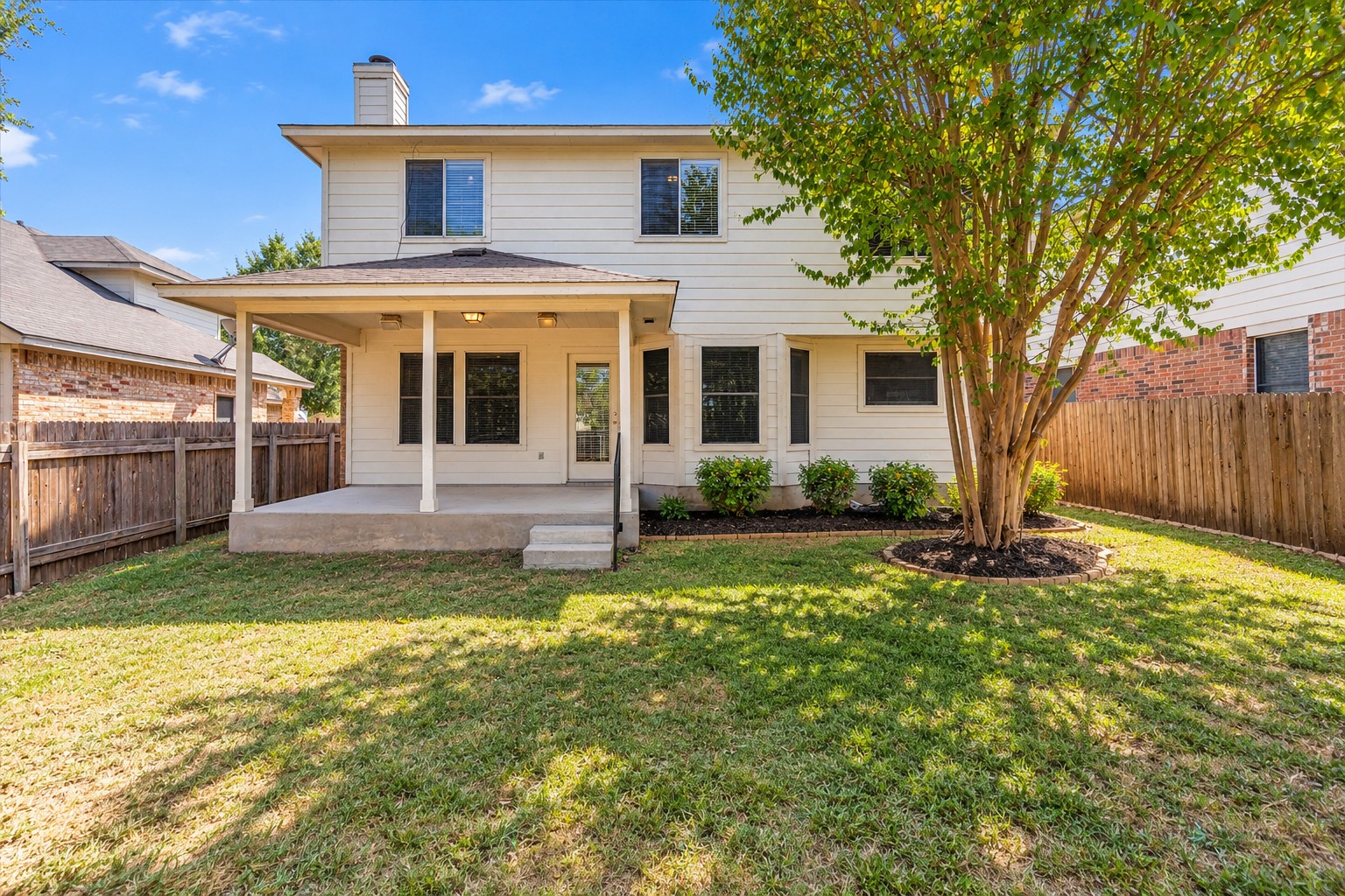 main property photo 30