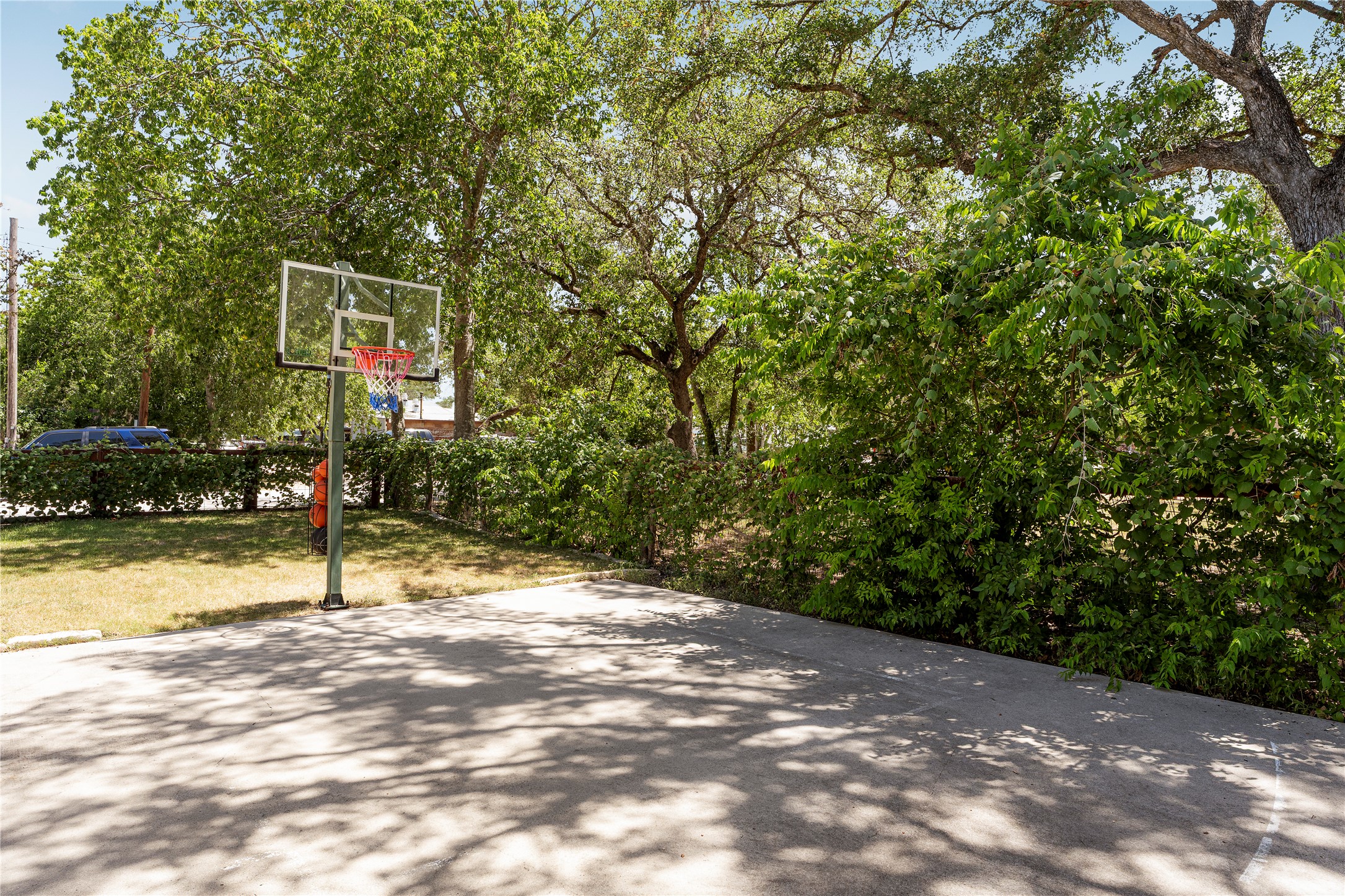 main property photo 34