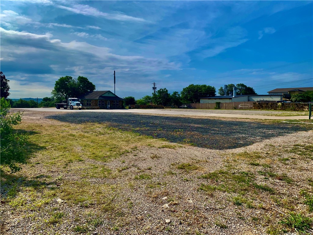 main property photo 12