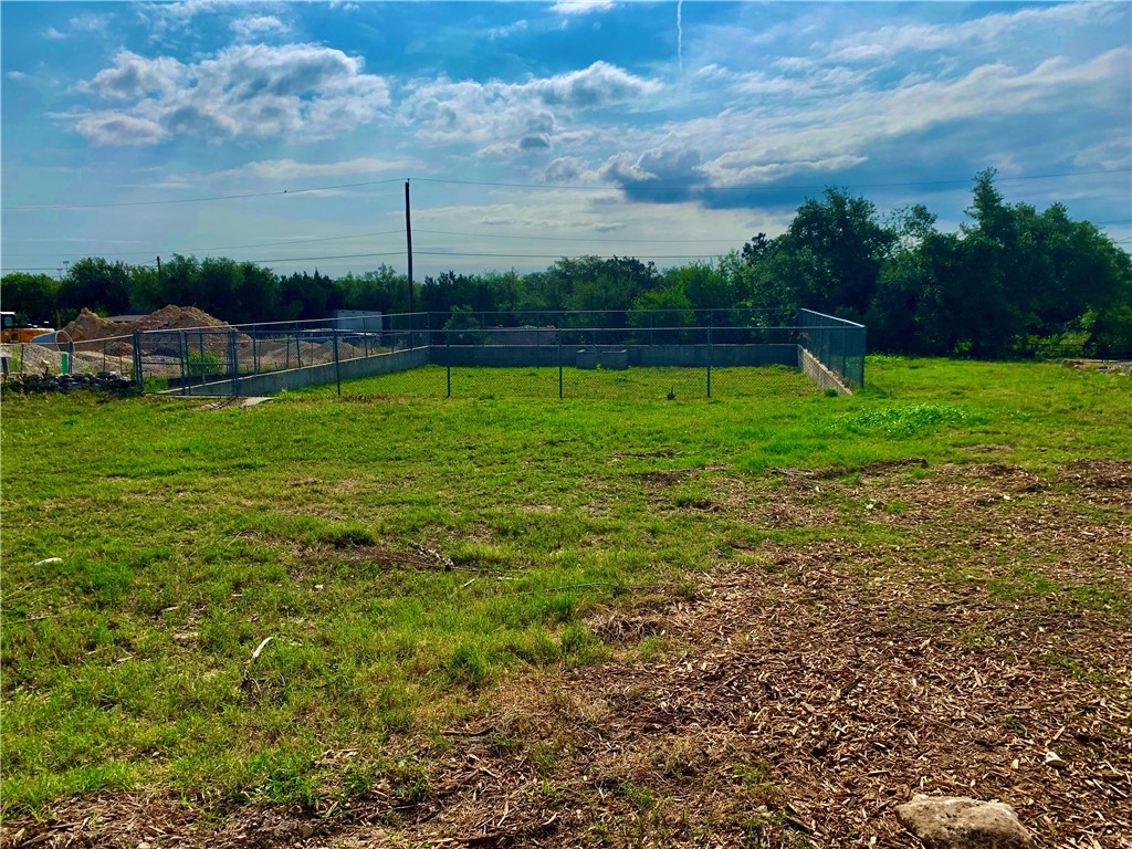 main property photo 20