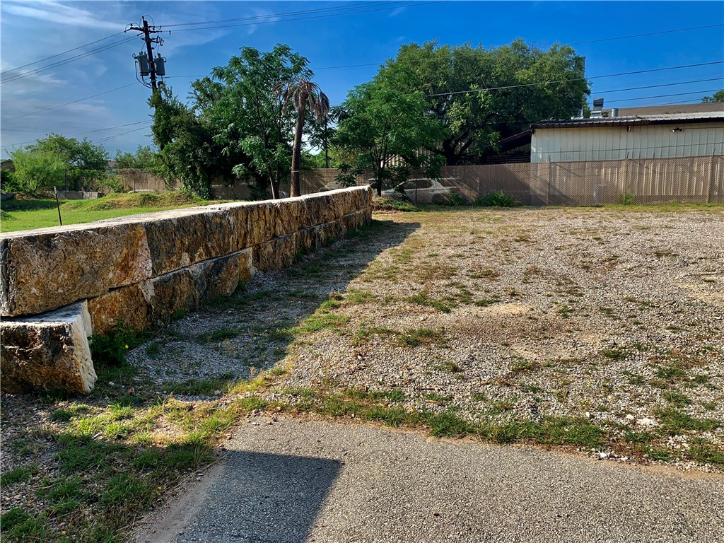 main property photo 21