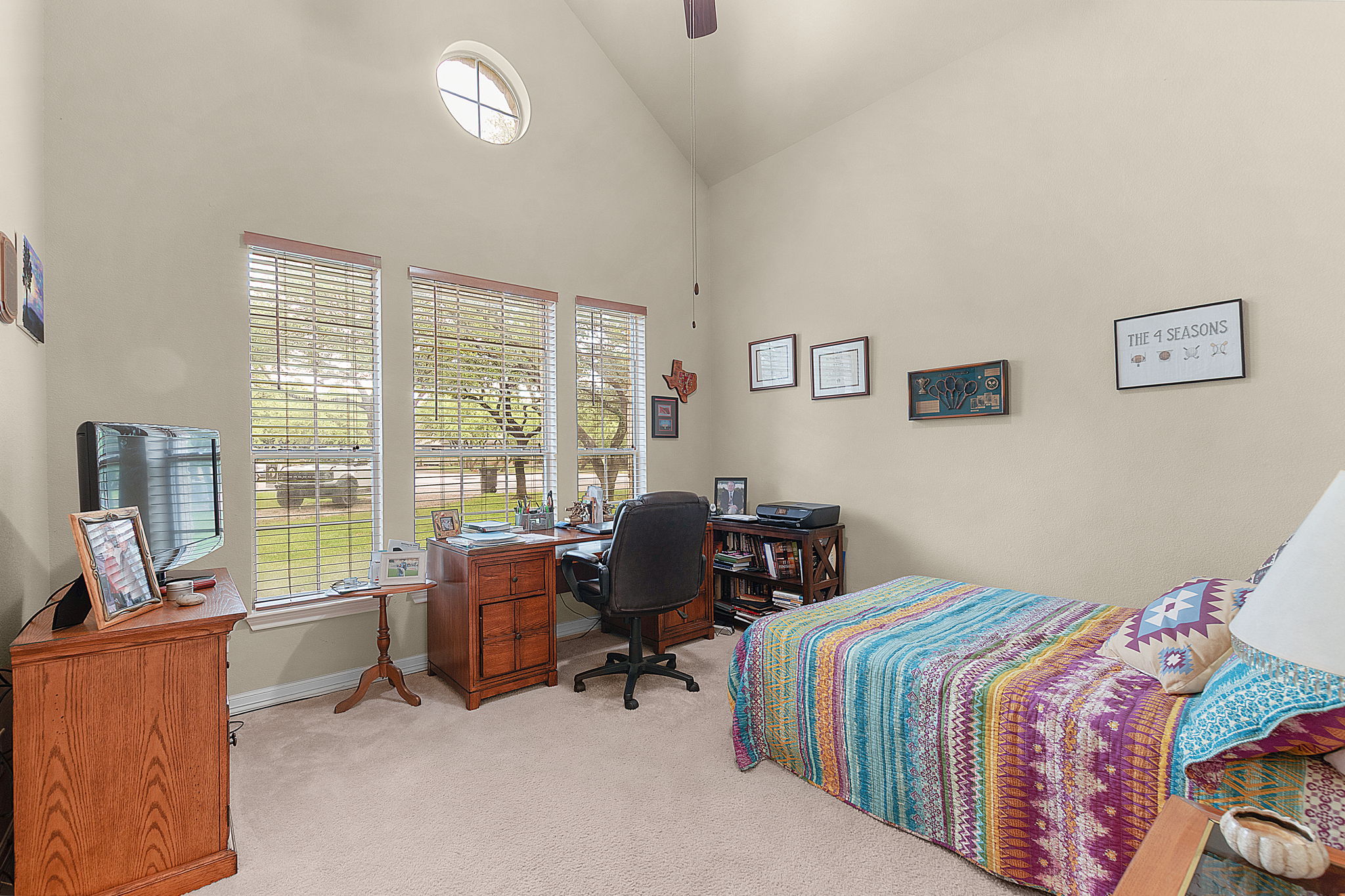 main property photo 23