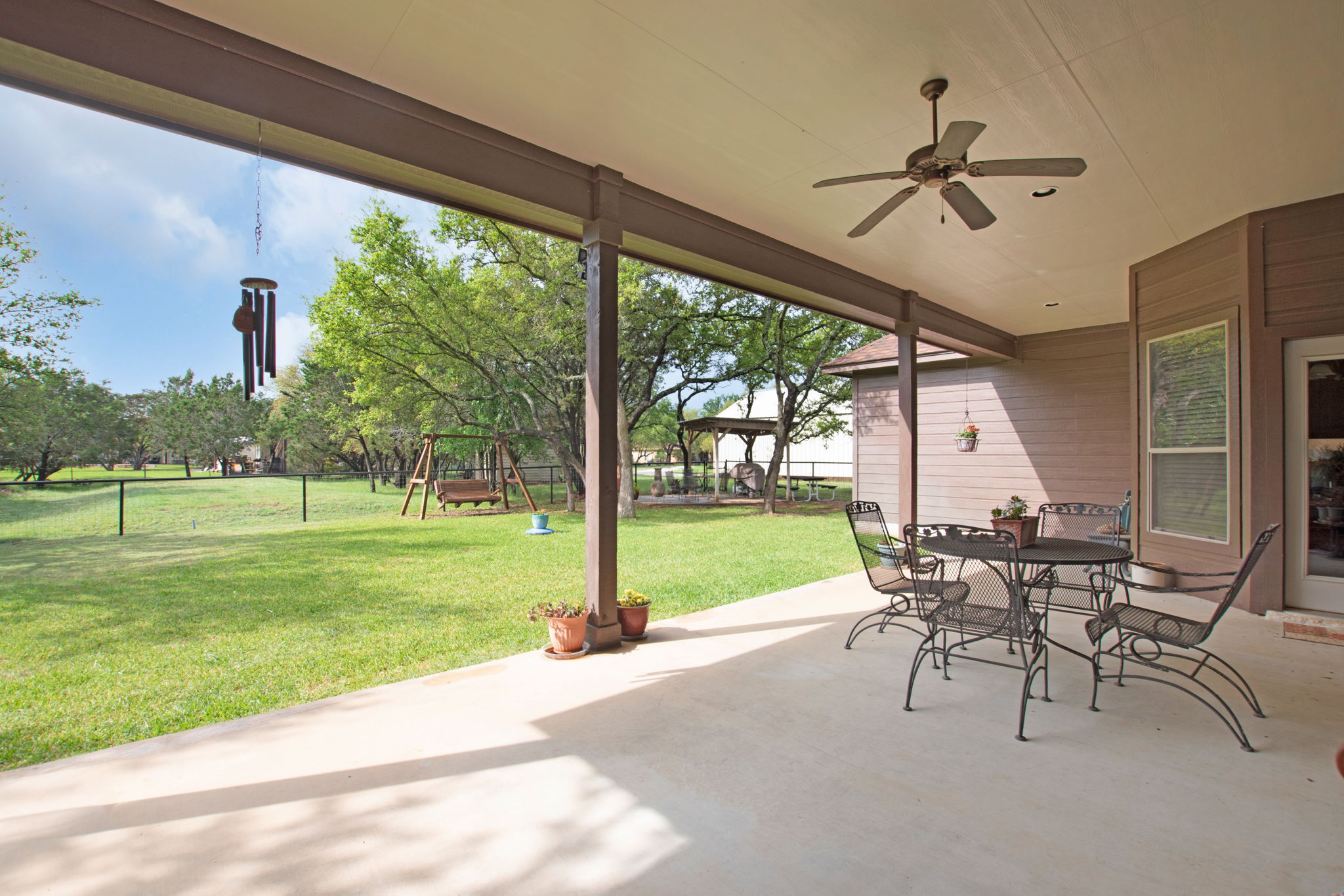 main property photo 34