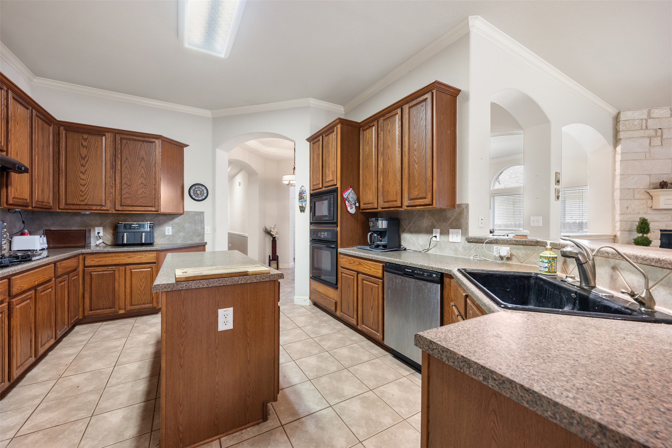 main property photo 18