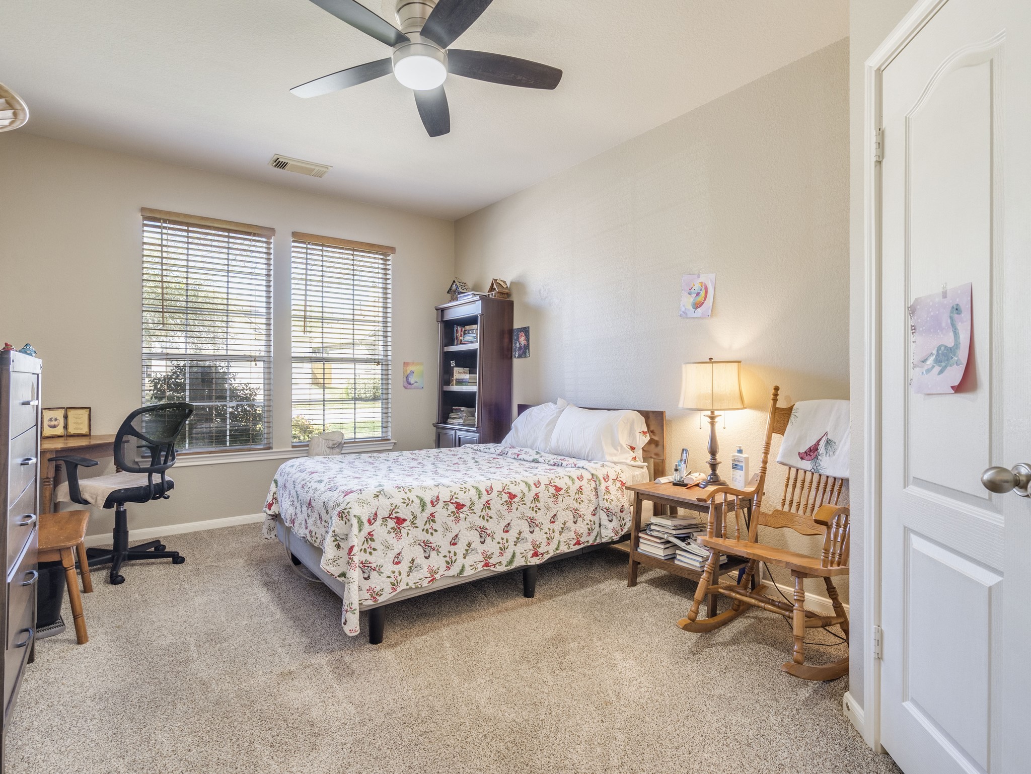 main property photo 17