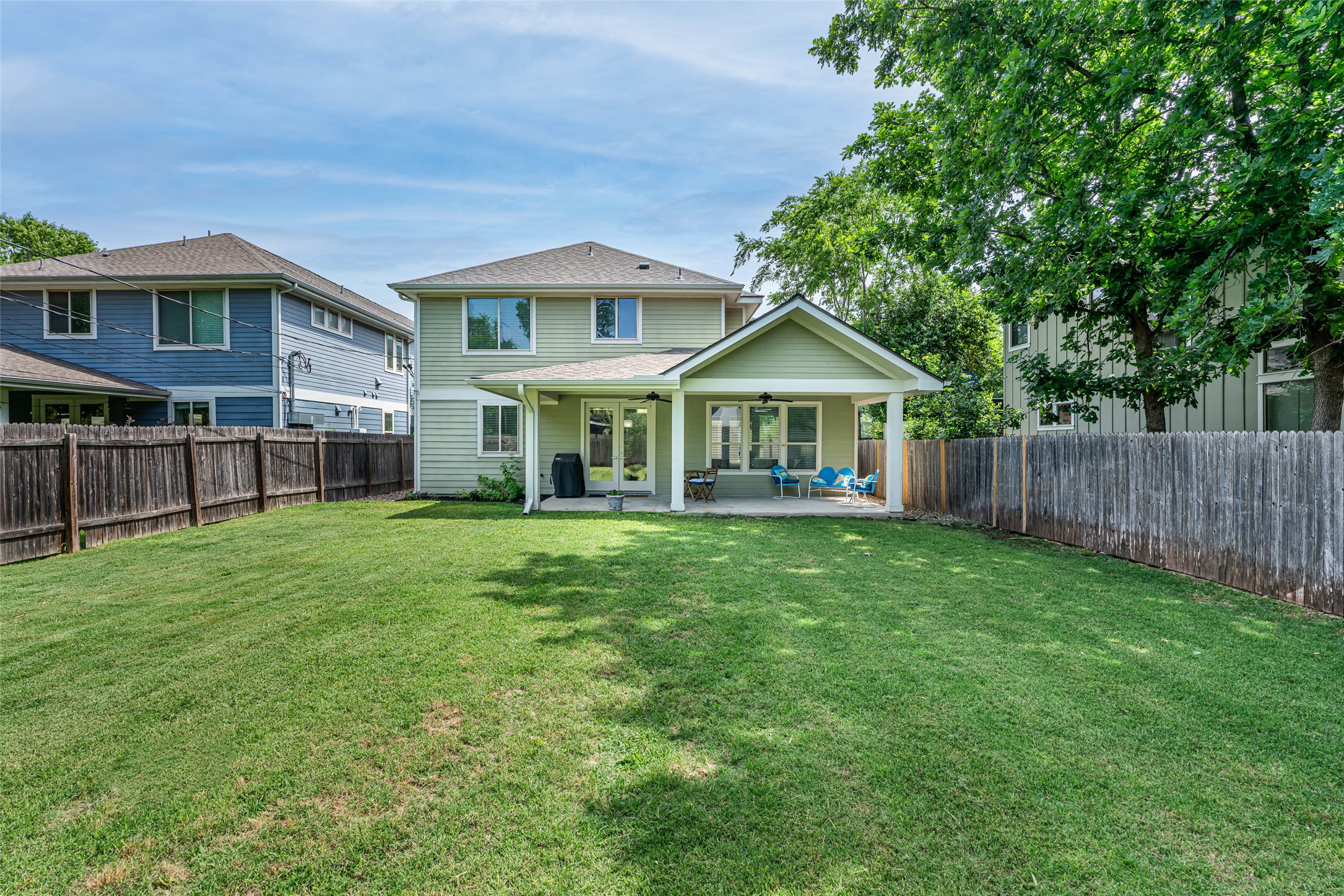 main property photo 3