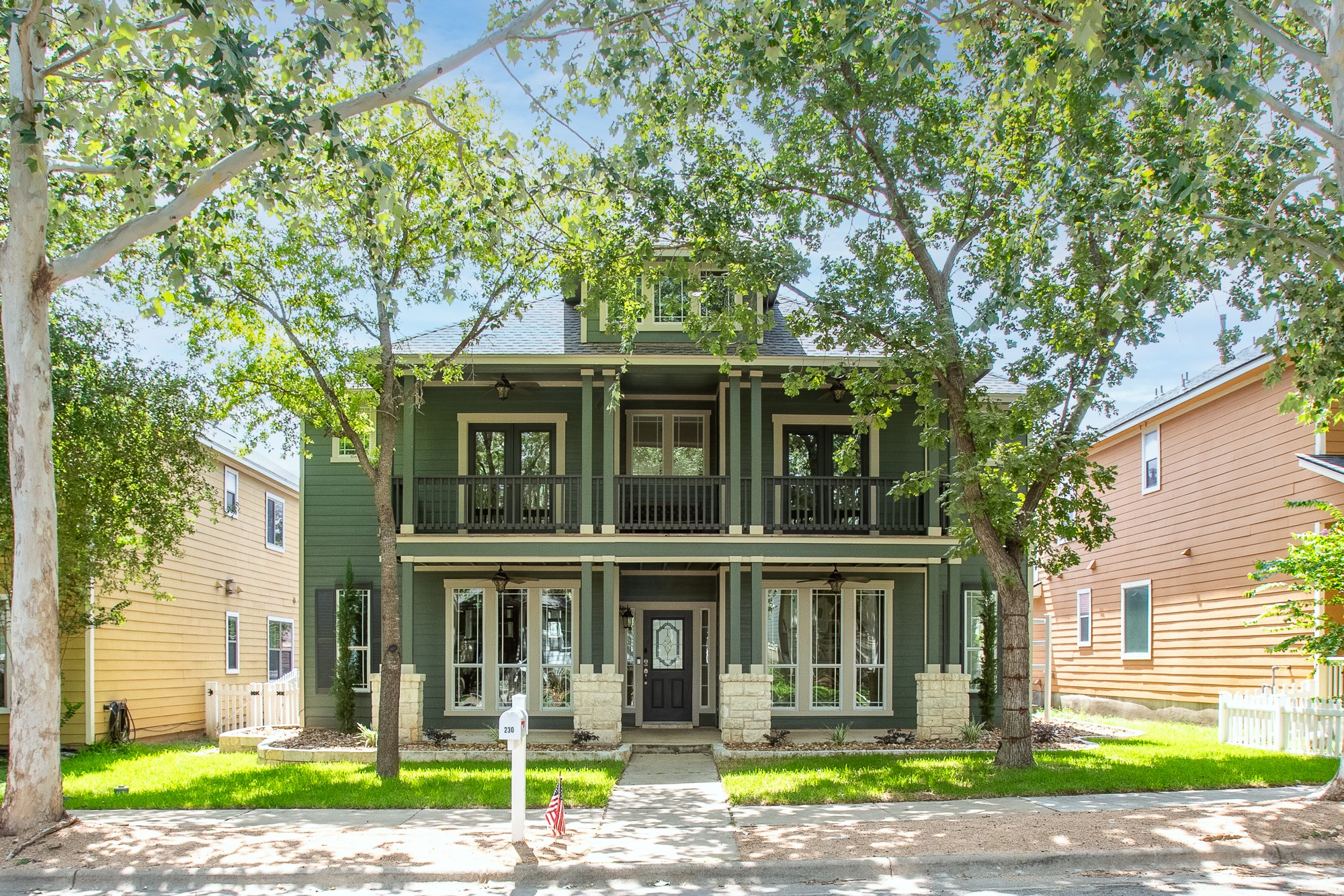 main property photo 2