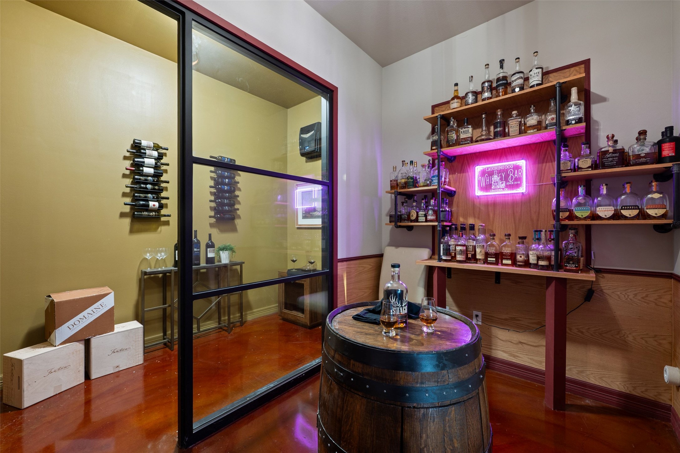 main property photo 30
