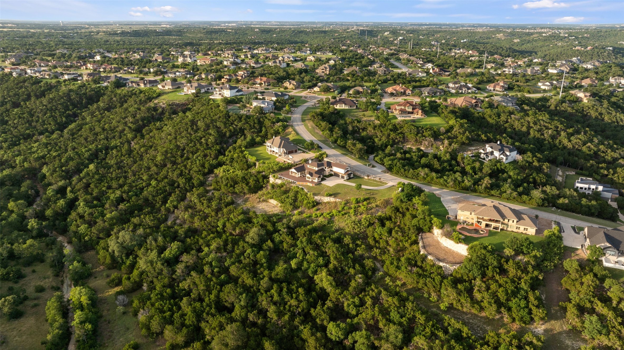 main property photo 37