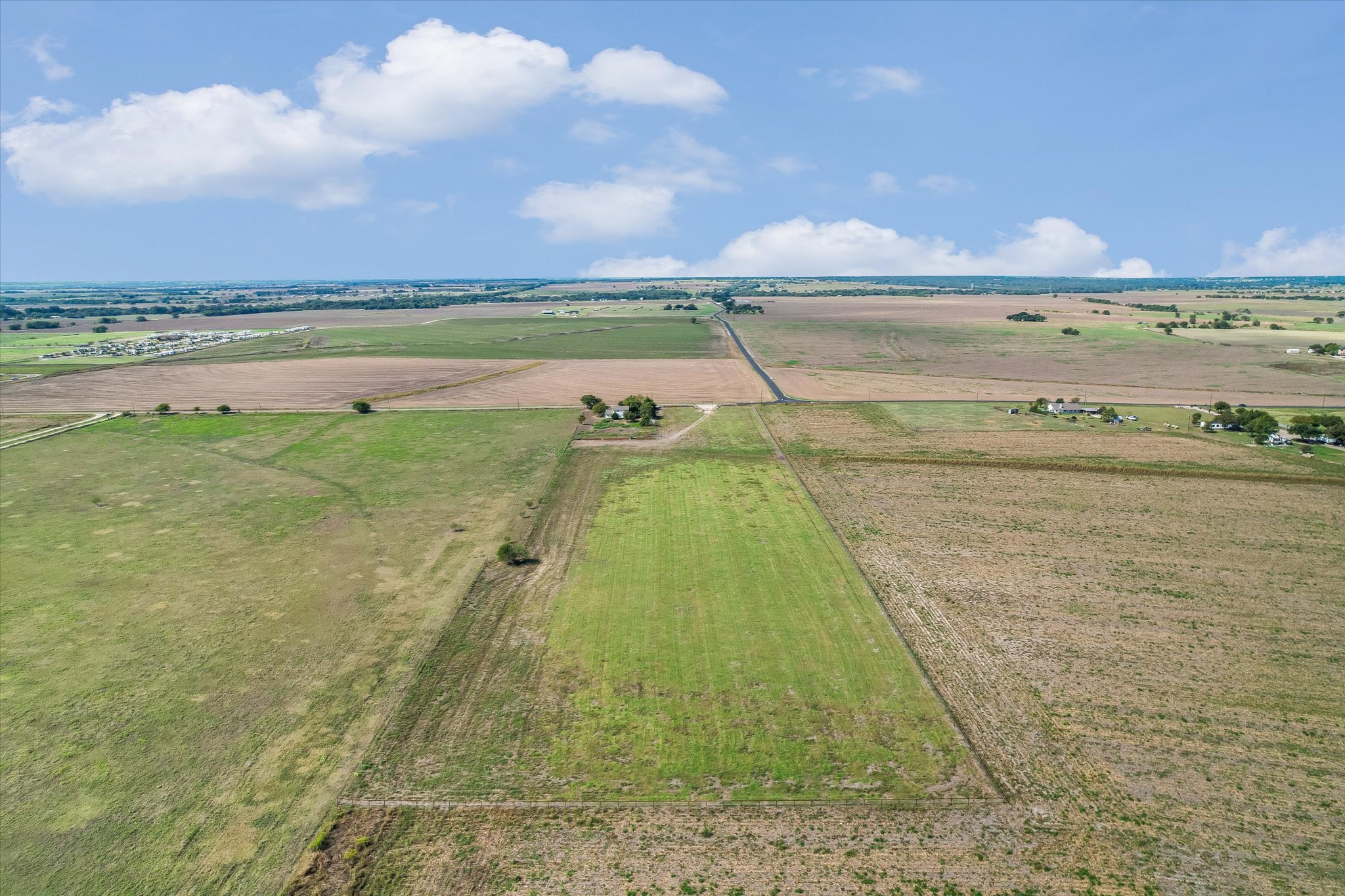 main property photo 10