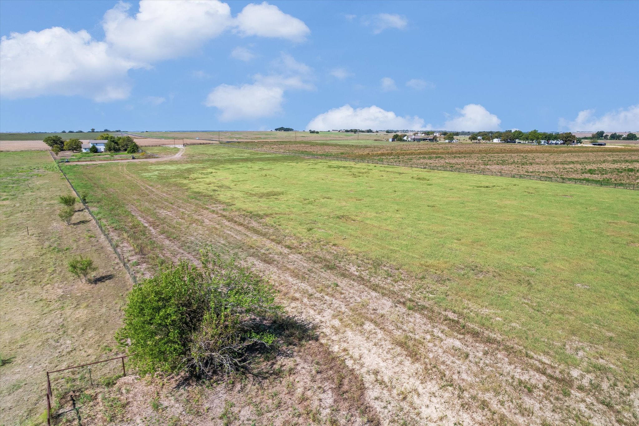 main property photo 14
