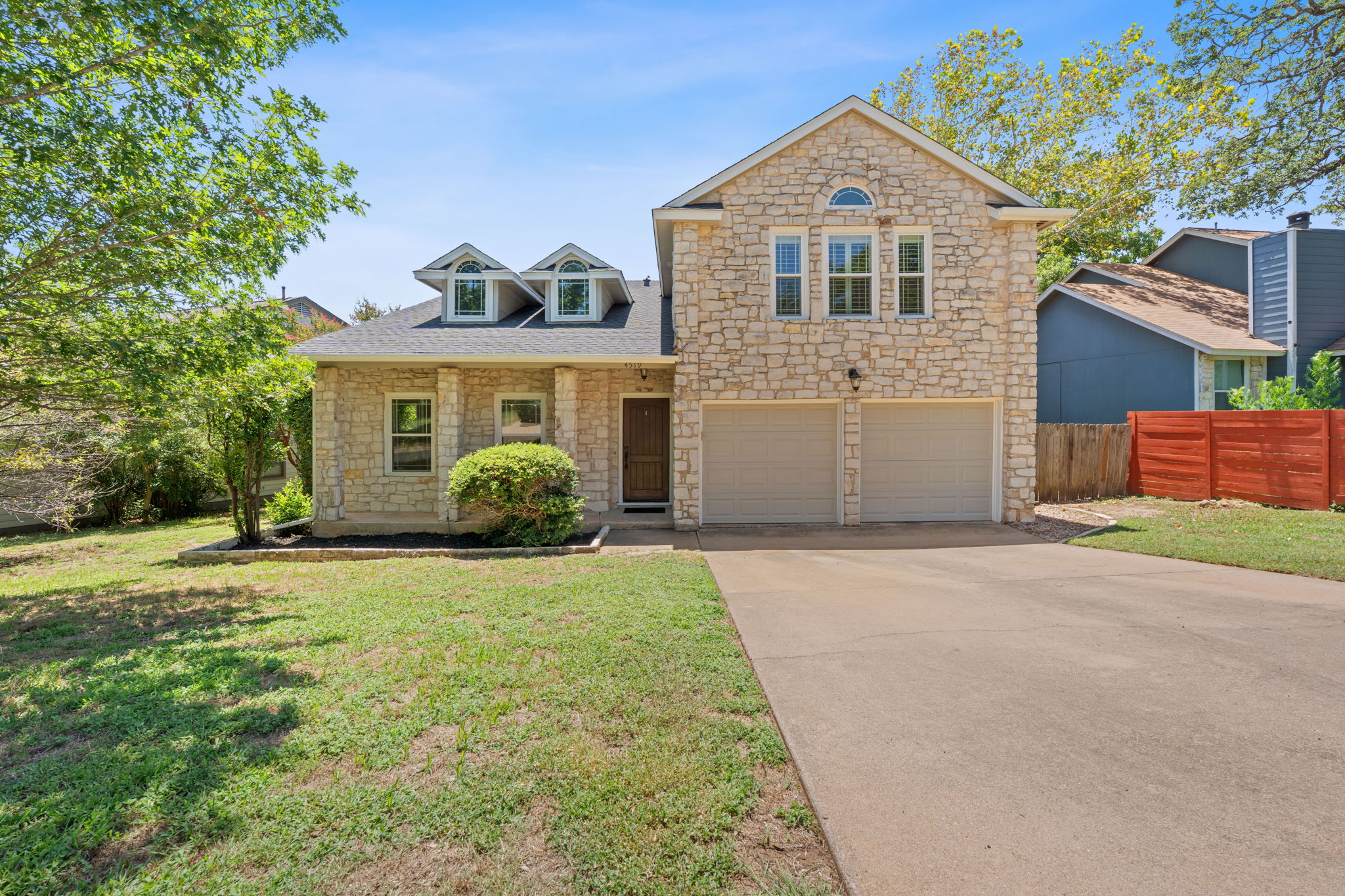 main property photo 1